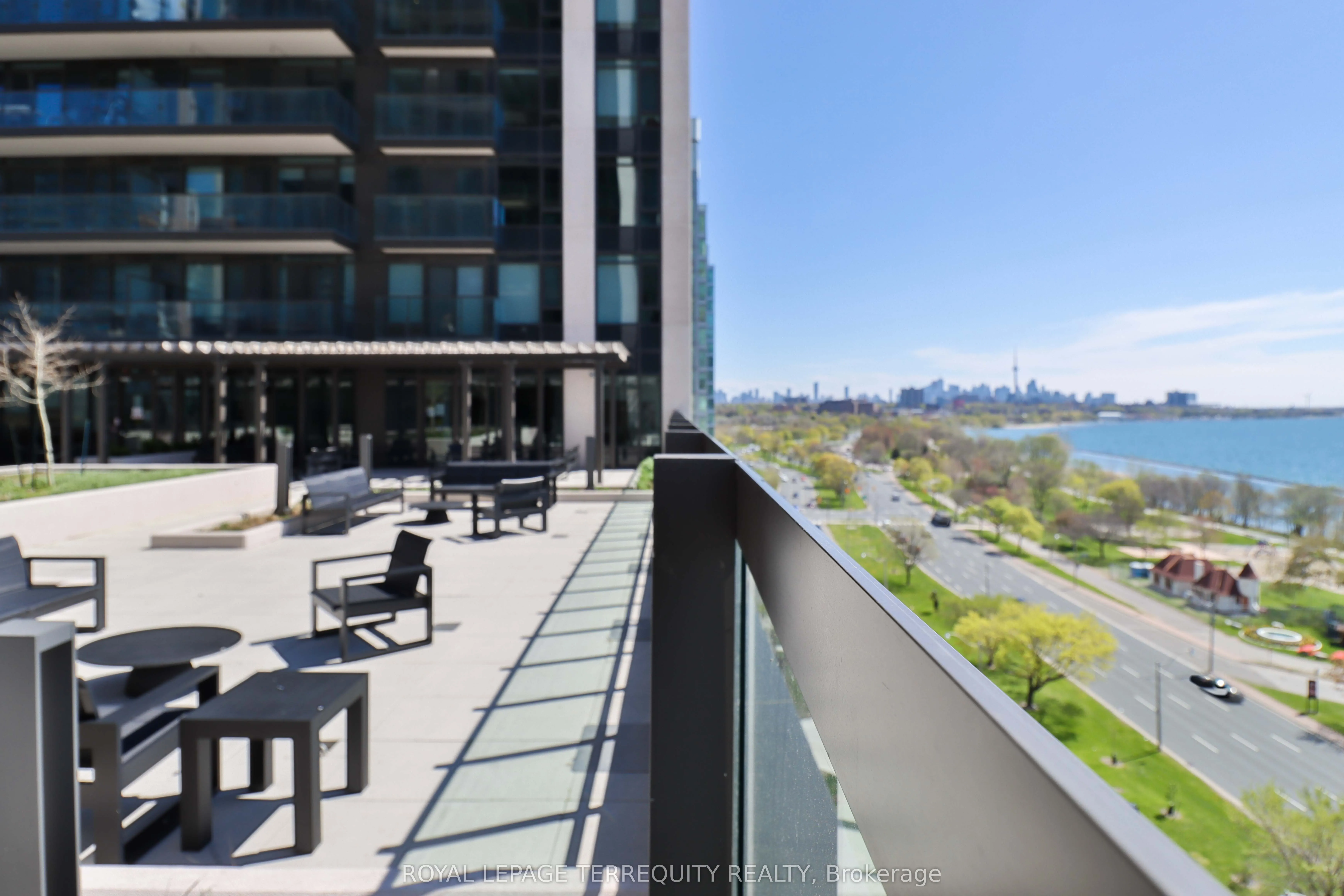 1926 Lake Shore Boulevard, #1212