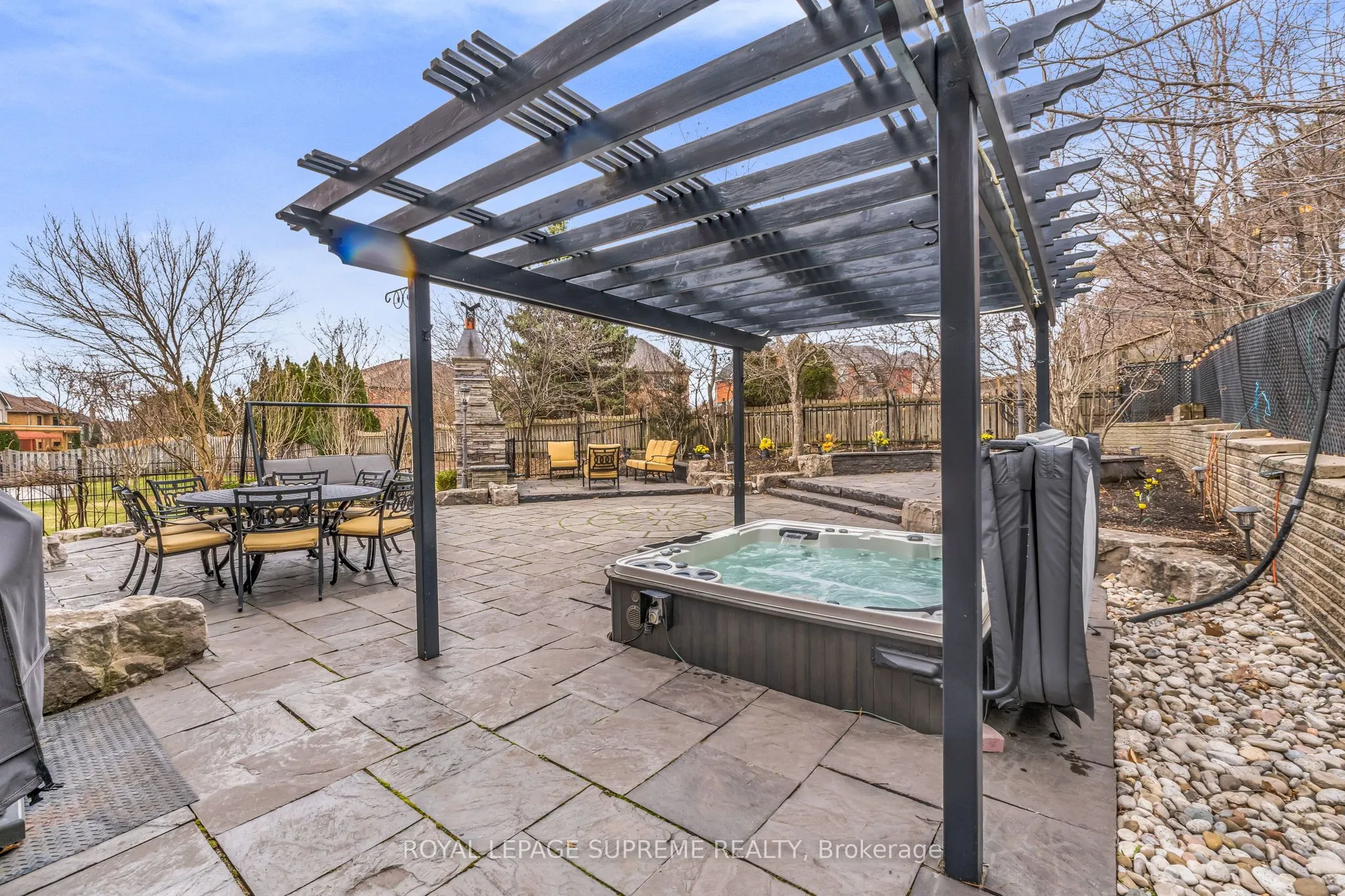 2819 Duncairn Drive