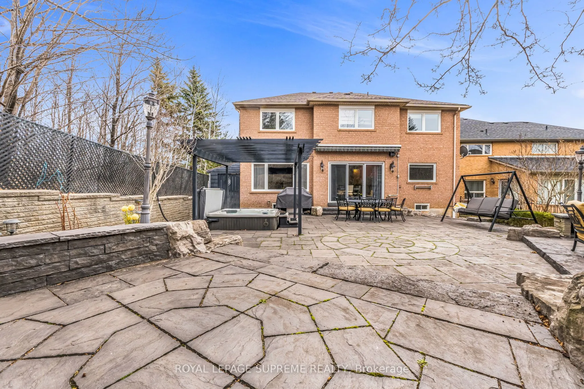 2819 Duncairn Drive