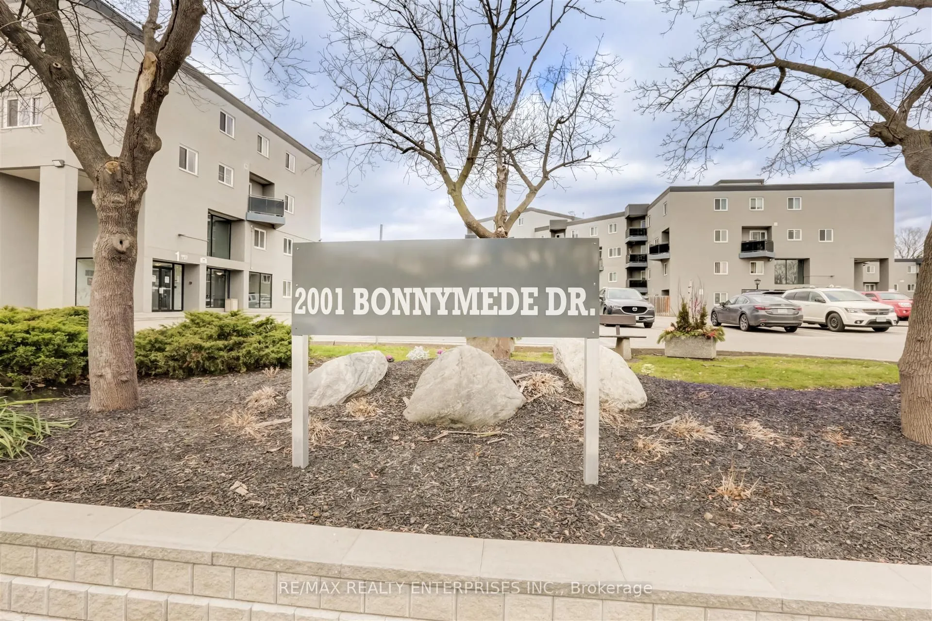 2001 Bonnymede Drive, #110