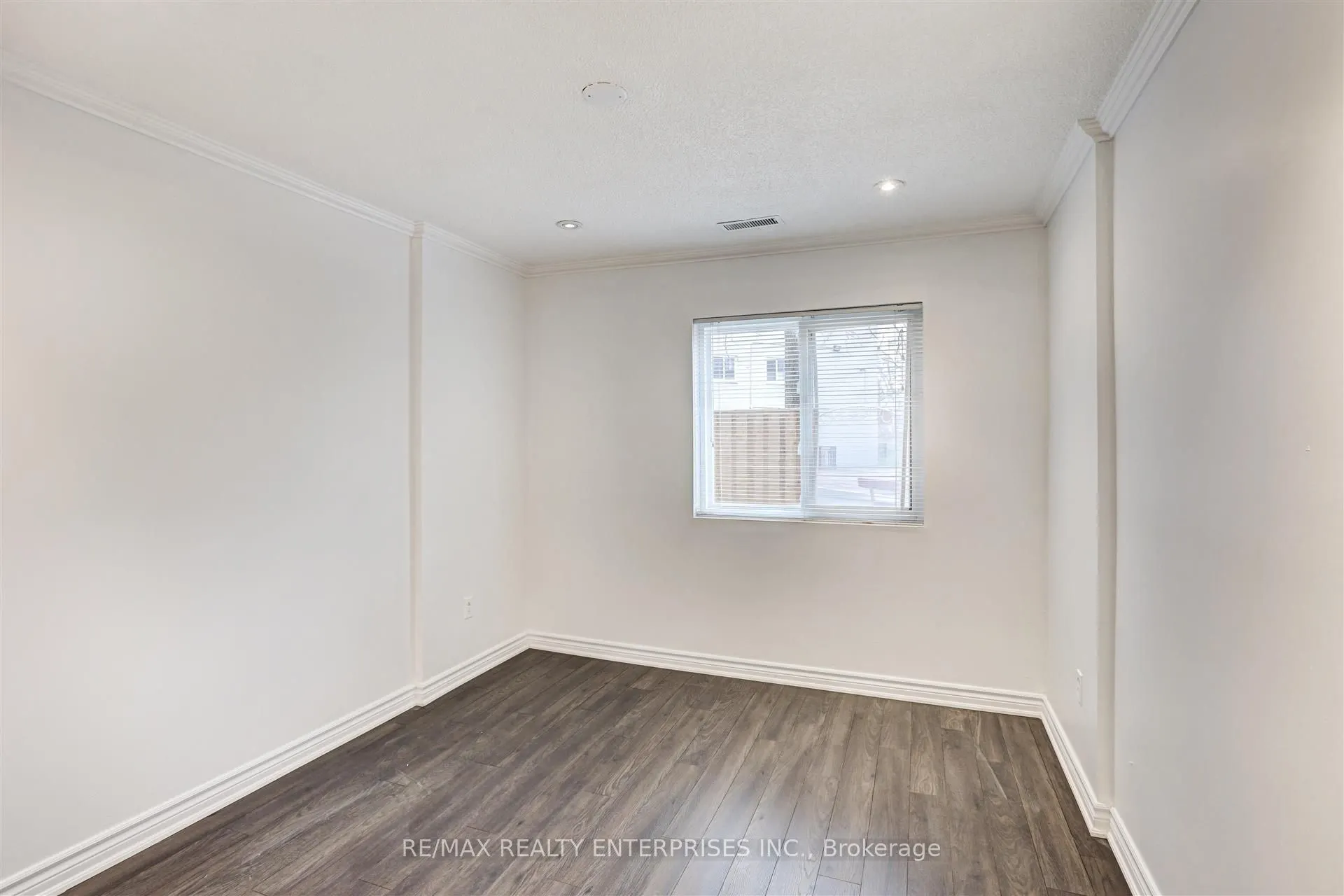 2001 Bonnymede Drive, #110