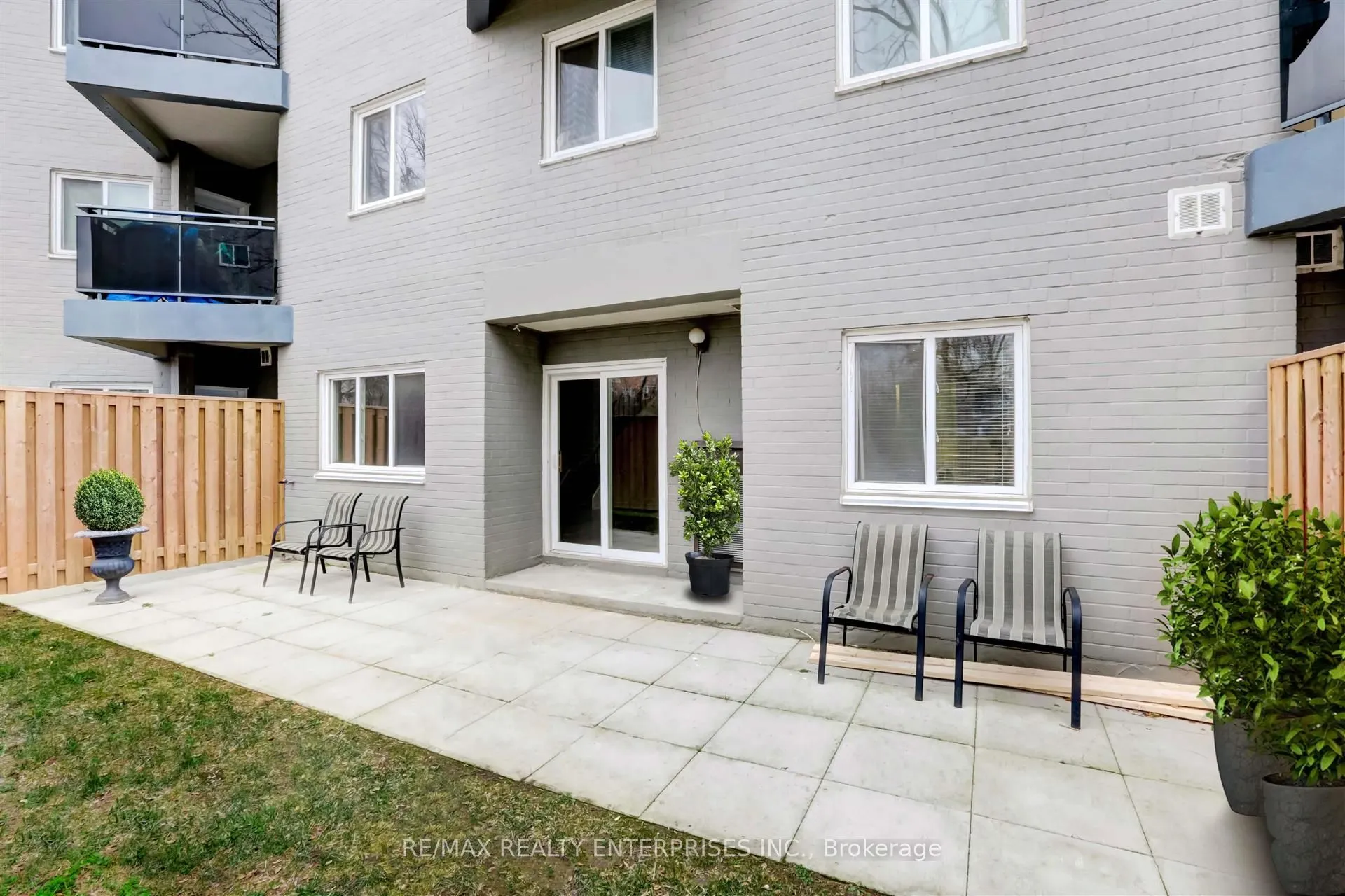 2001 Bonnymede Drive, #110