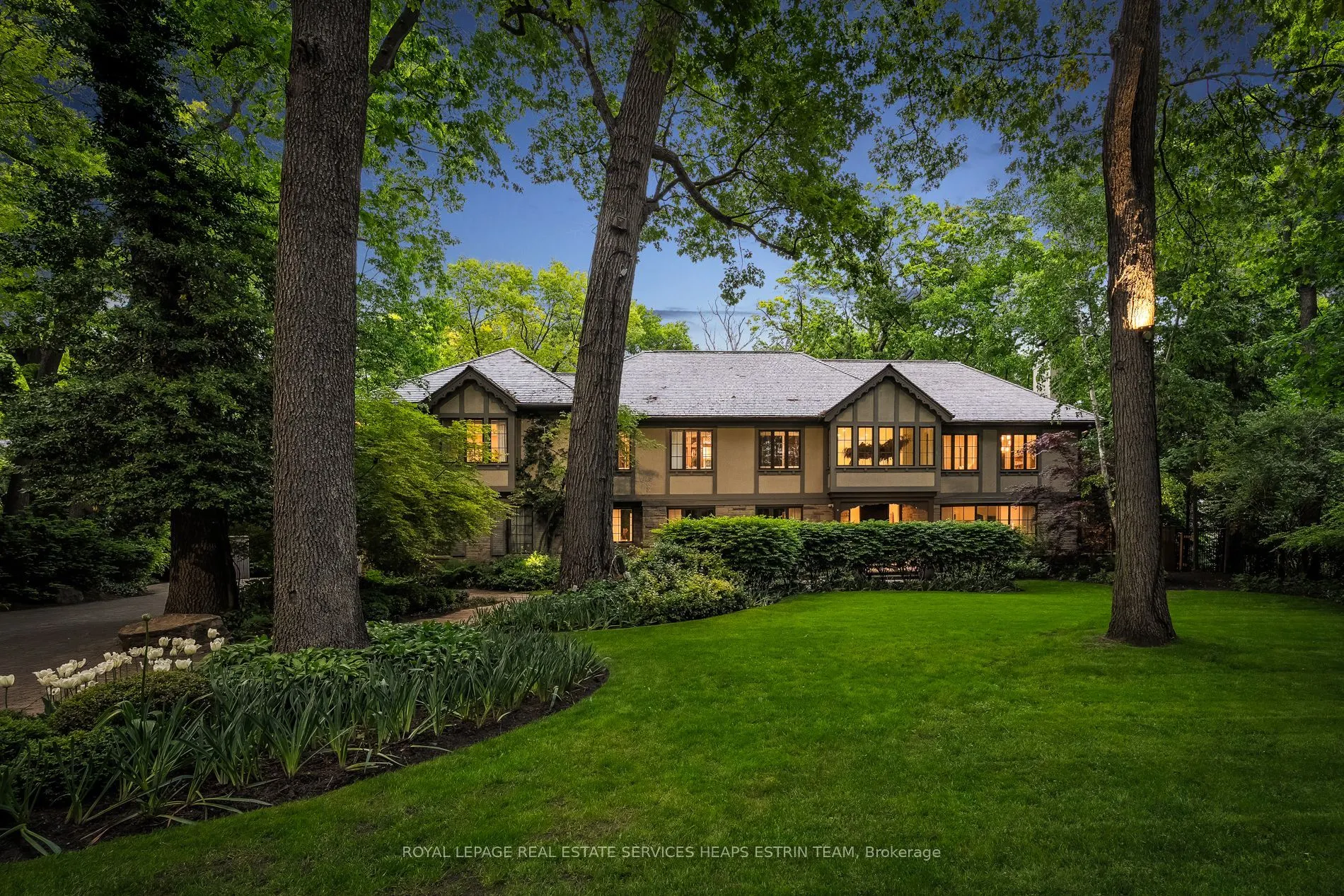 25 North Drive