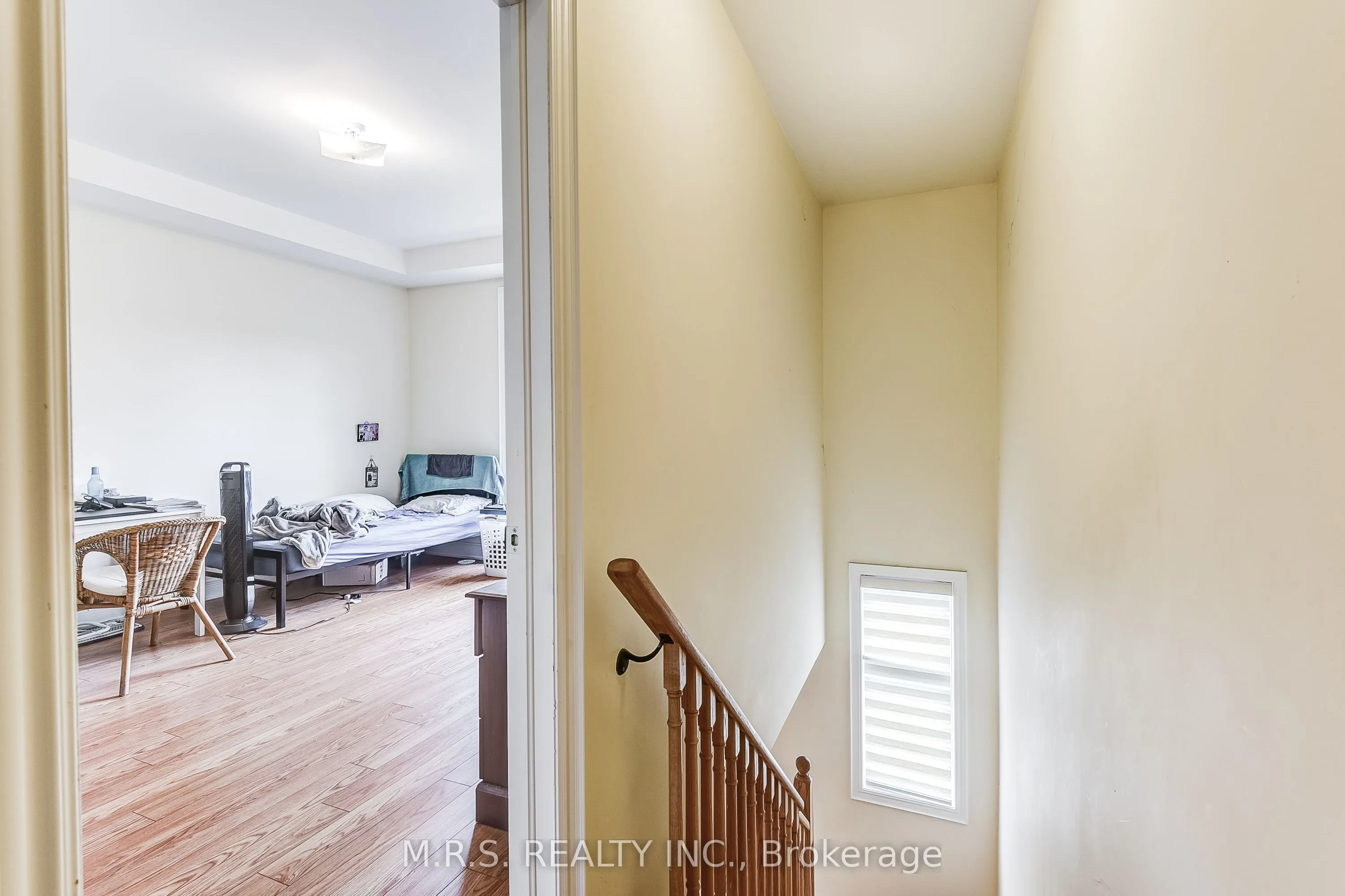 24 Tarmola Park Court