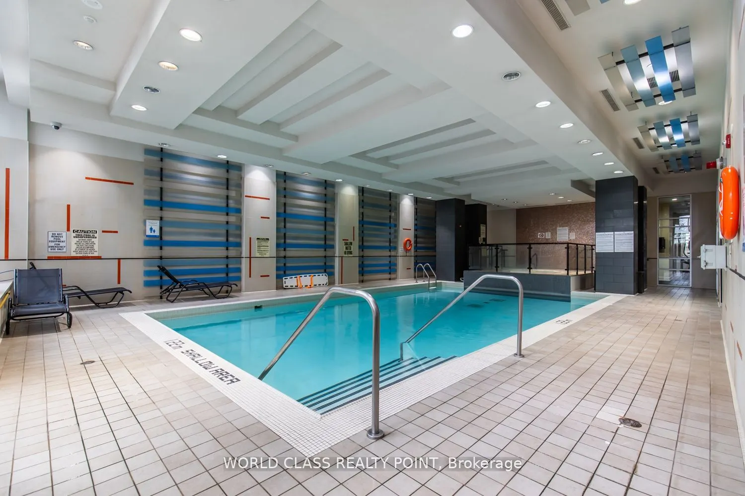 330 Burnhamthorpe Road W, #1402