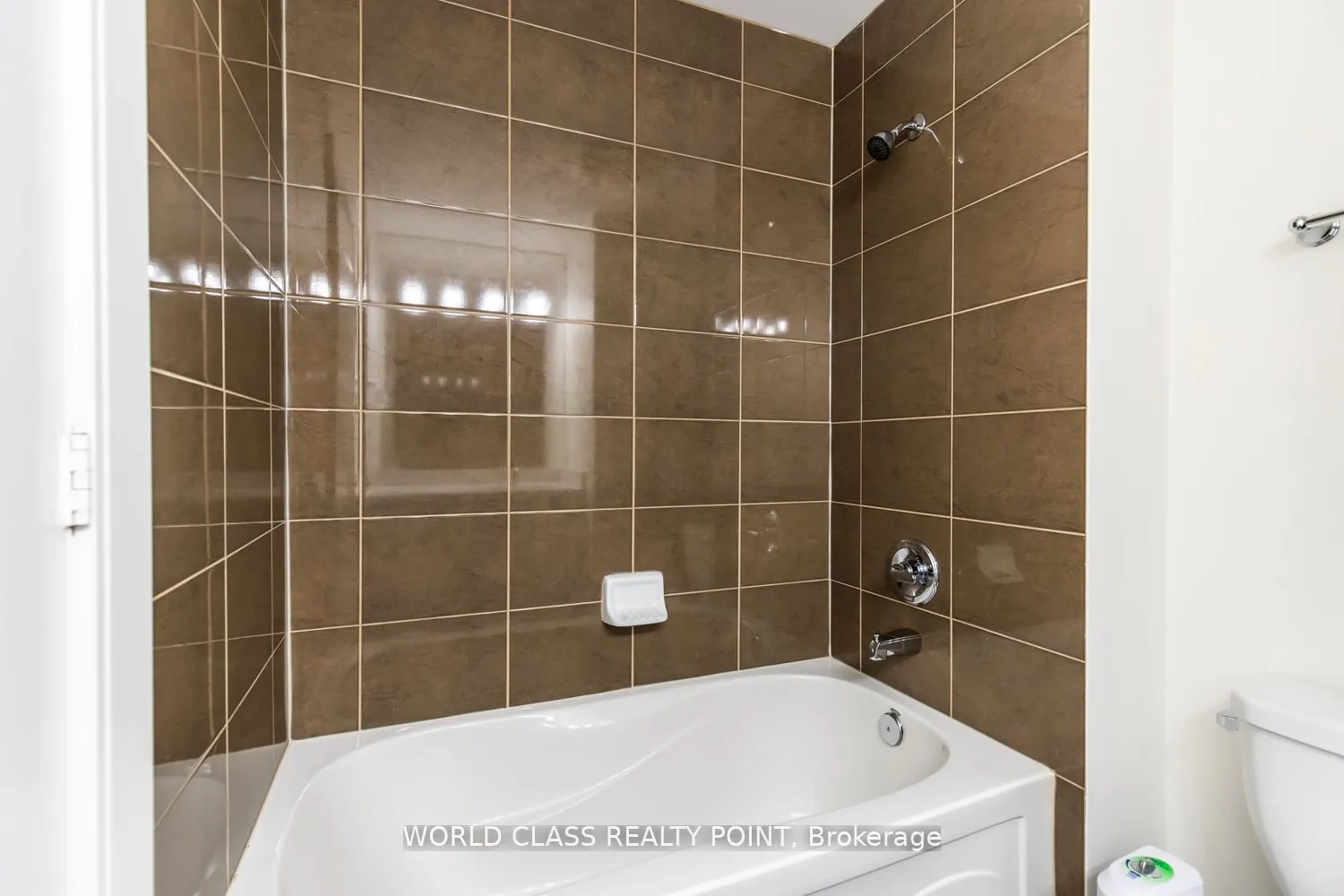 330 Burnhamthorpe Road W, #1402