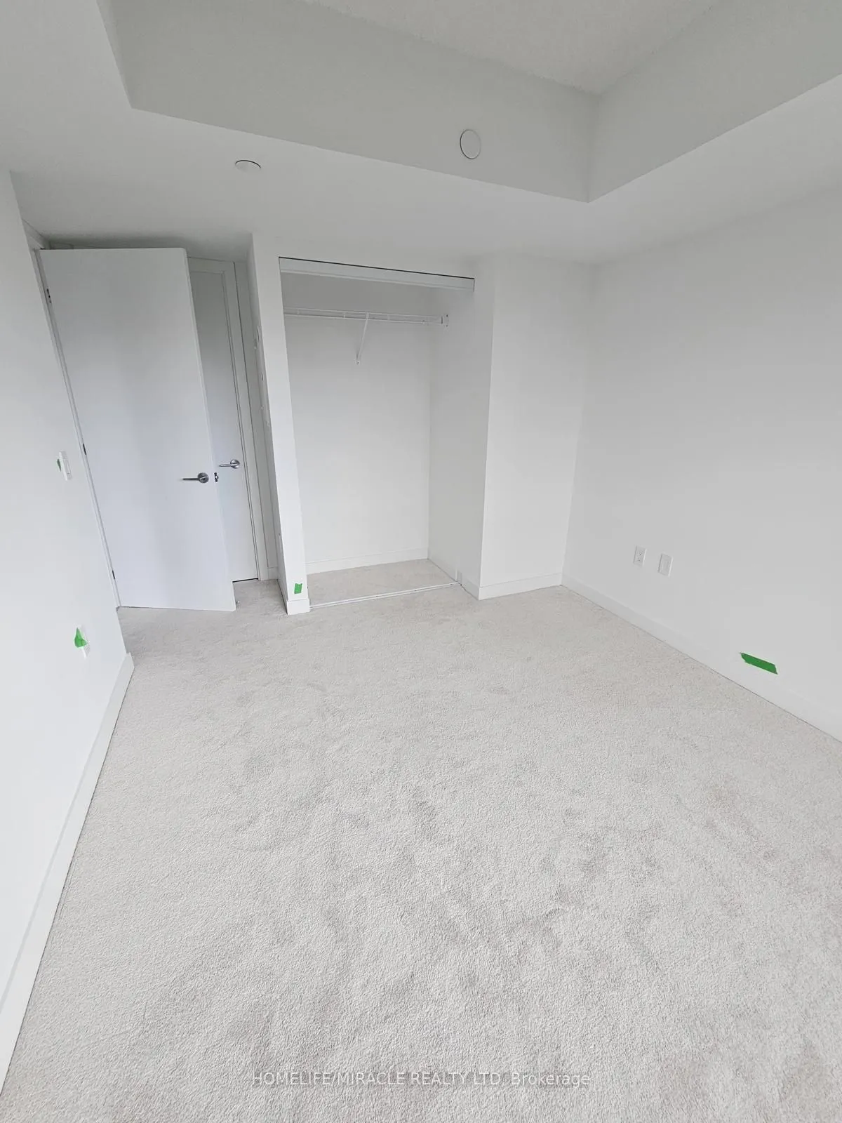 556 Marlee Avenue W, #328