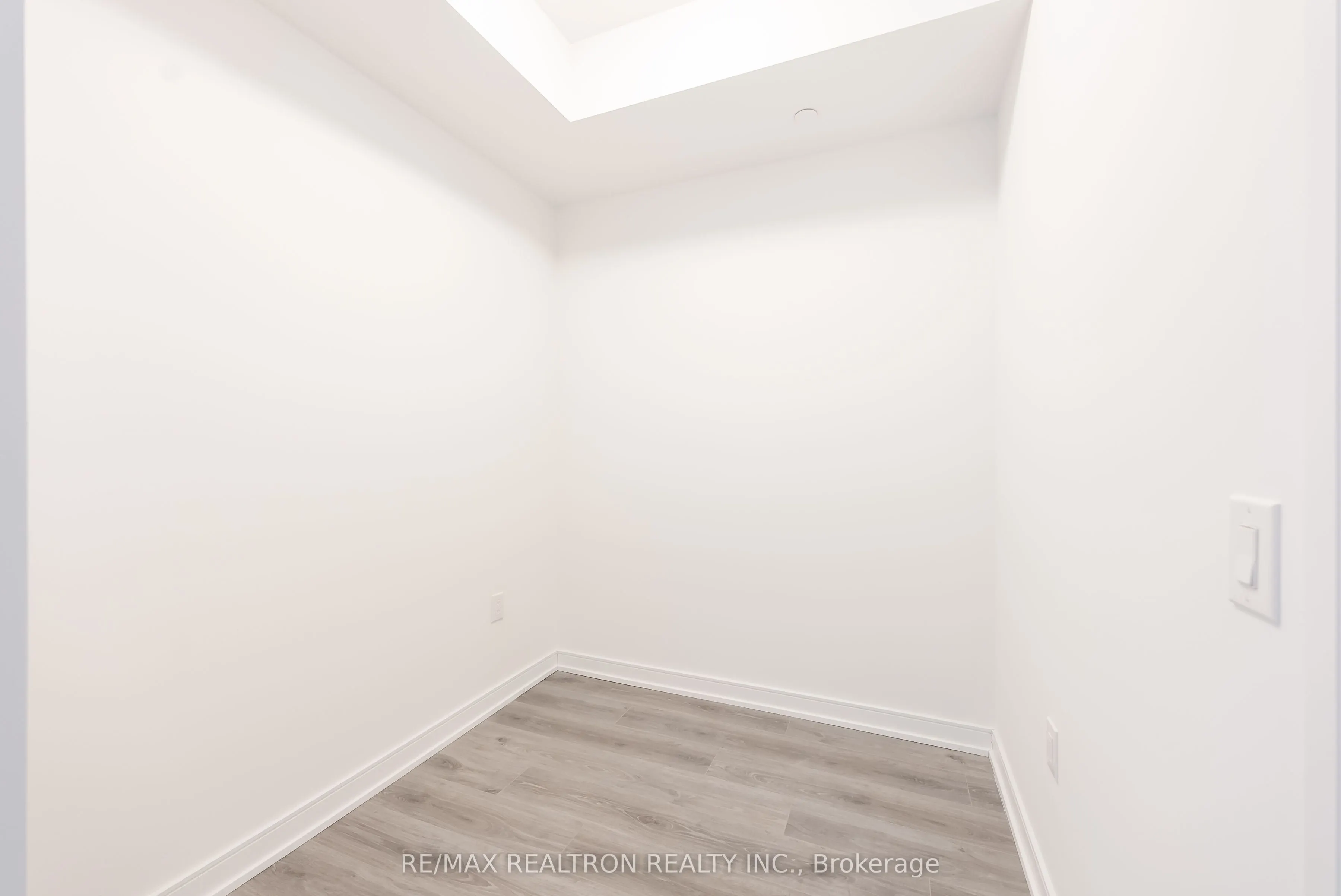 25 Neighbourhood Lane, #205