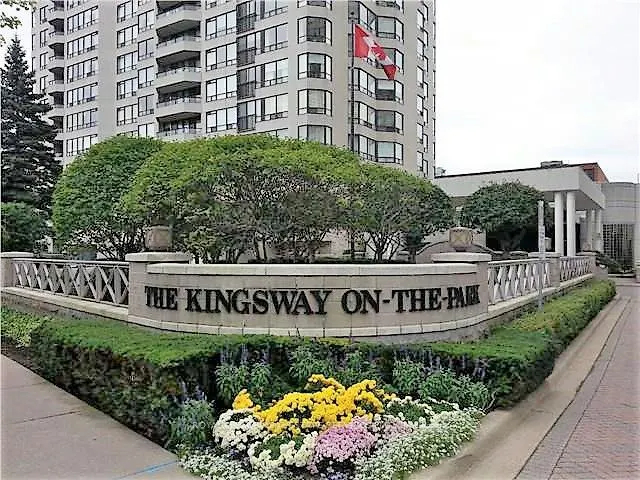 1 Aberfoyle Crescent, #1007