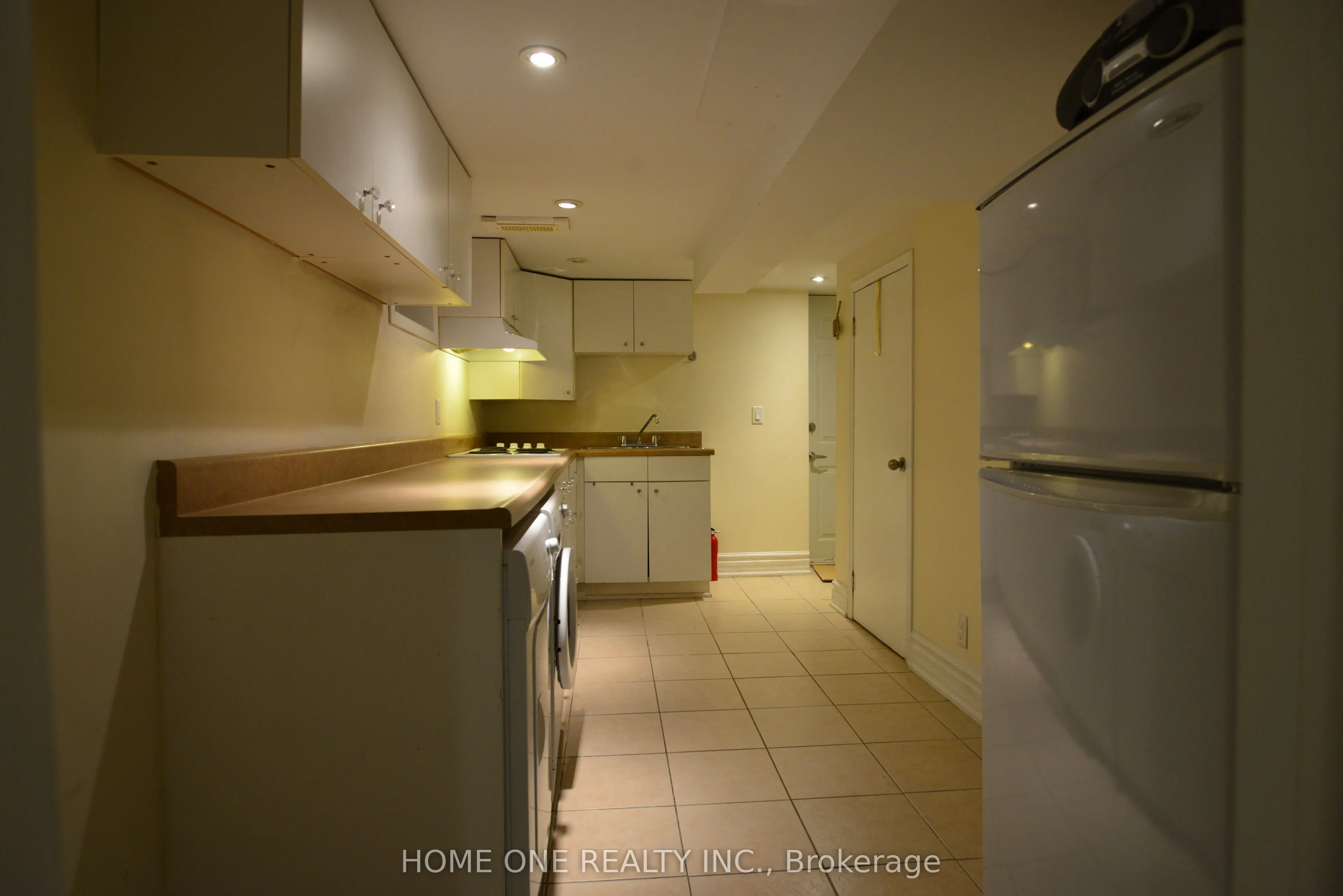 146 Rosemount Avenue, #Bsmt