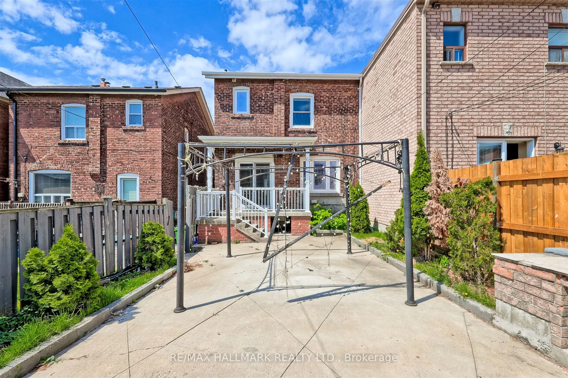 161 Sellers Avenue