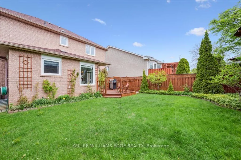 1326 Midgreen Lane