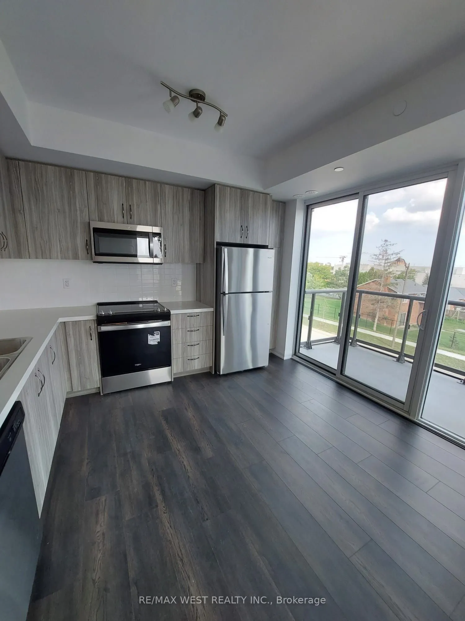 95 Attmar Drive #312