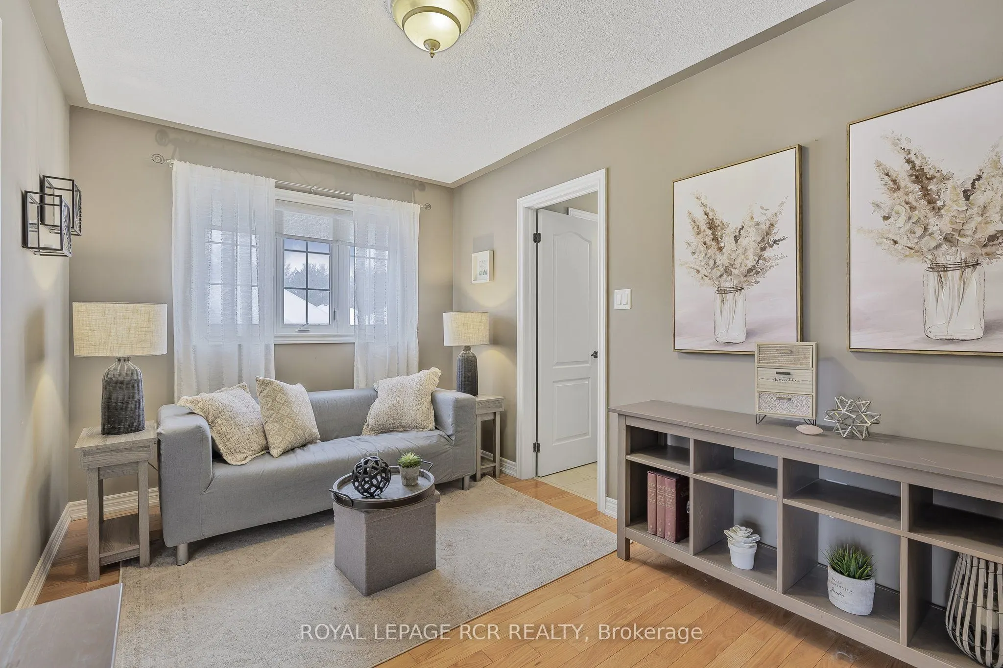 2 Littlebrook Lane