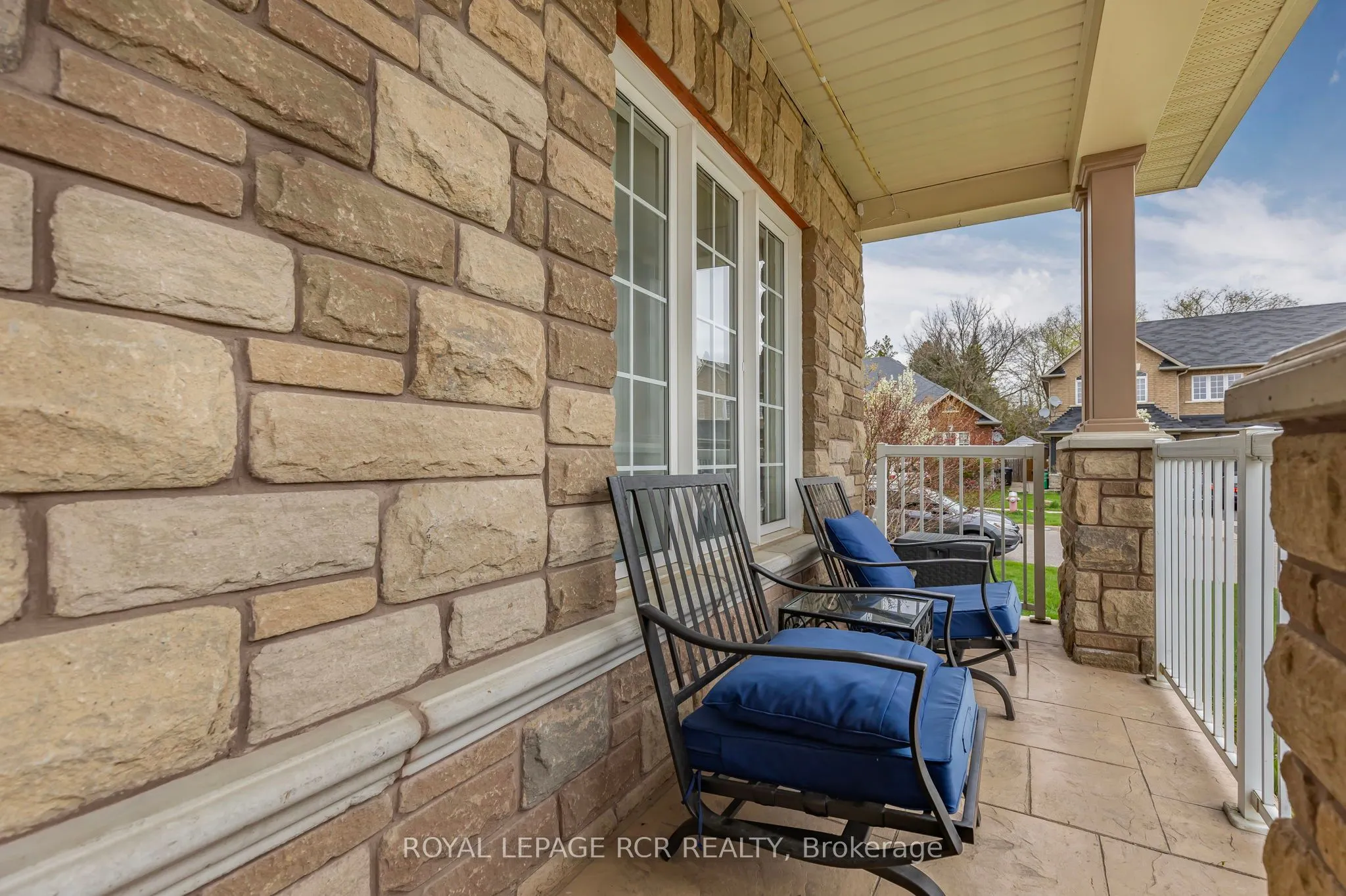2 Littlebrook Lane