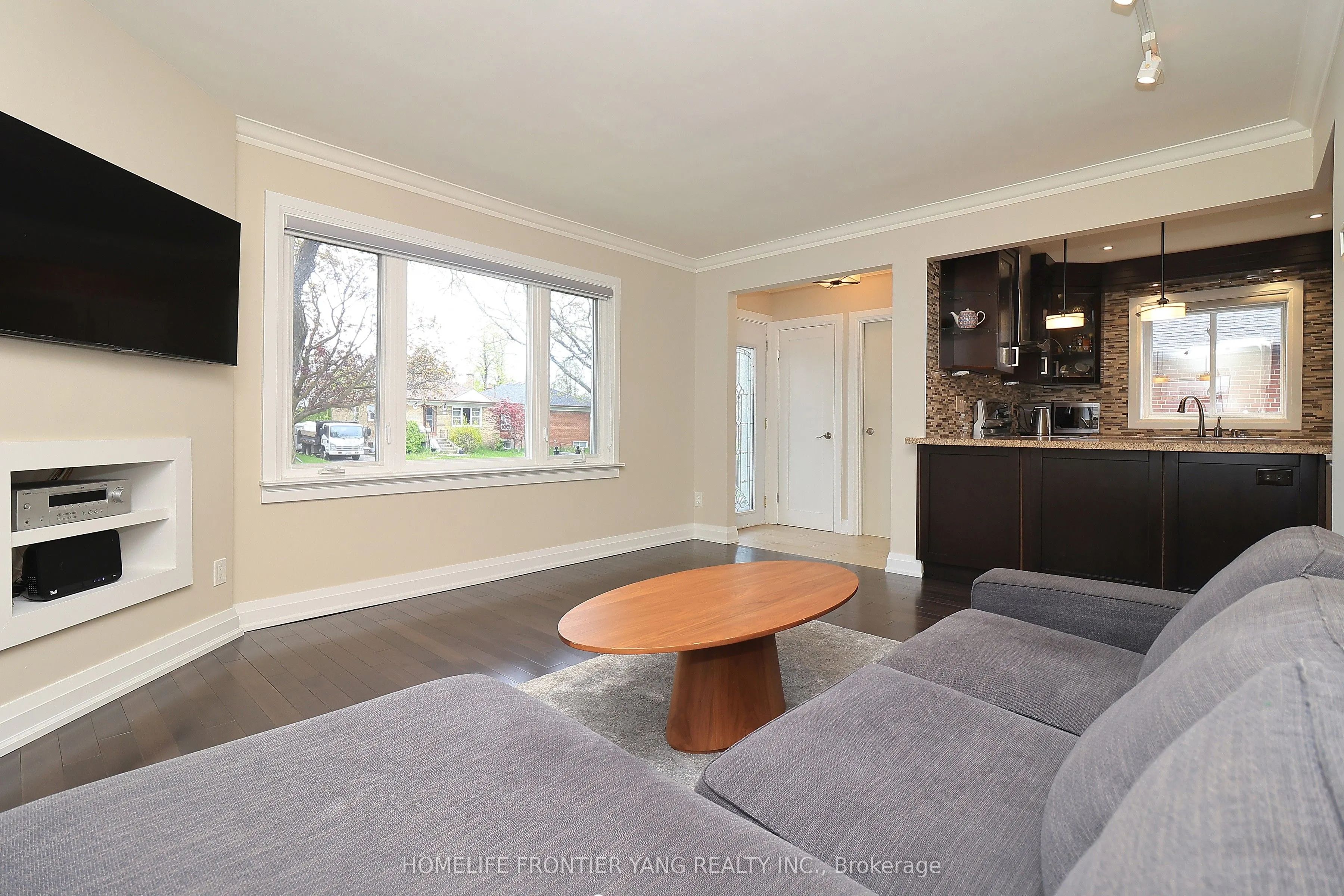 345 Rimilton Avenue