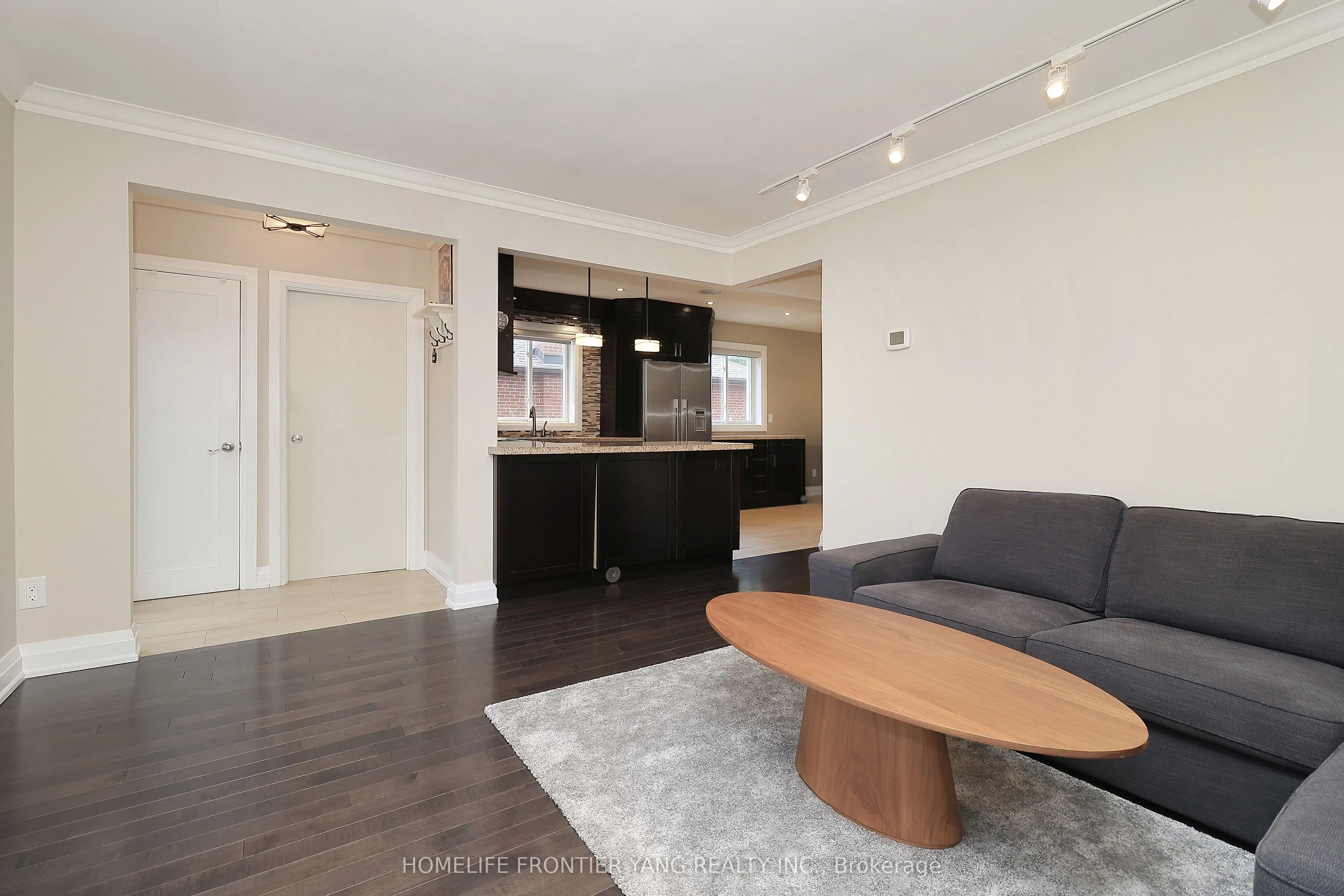 345 Rimilton Avenue