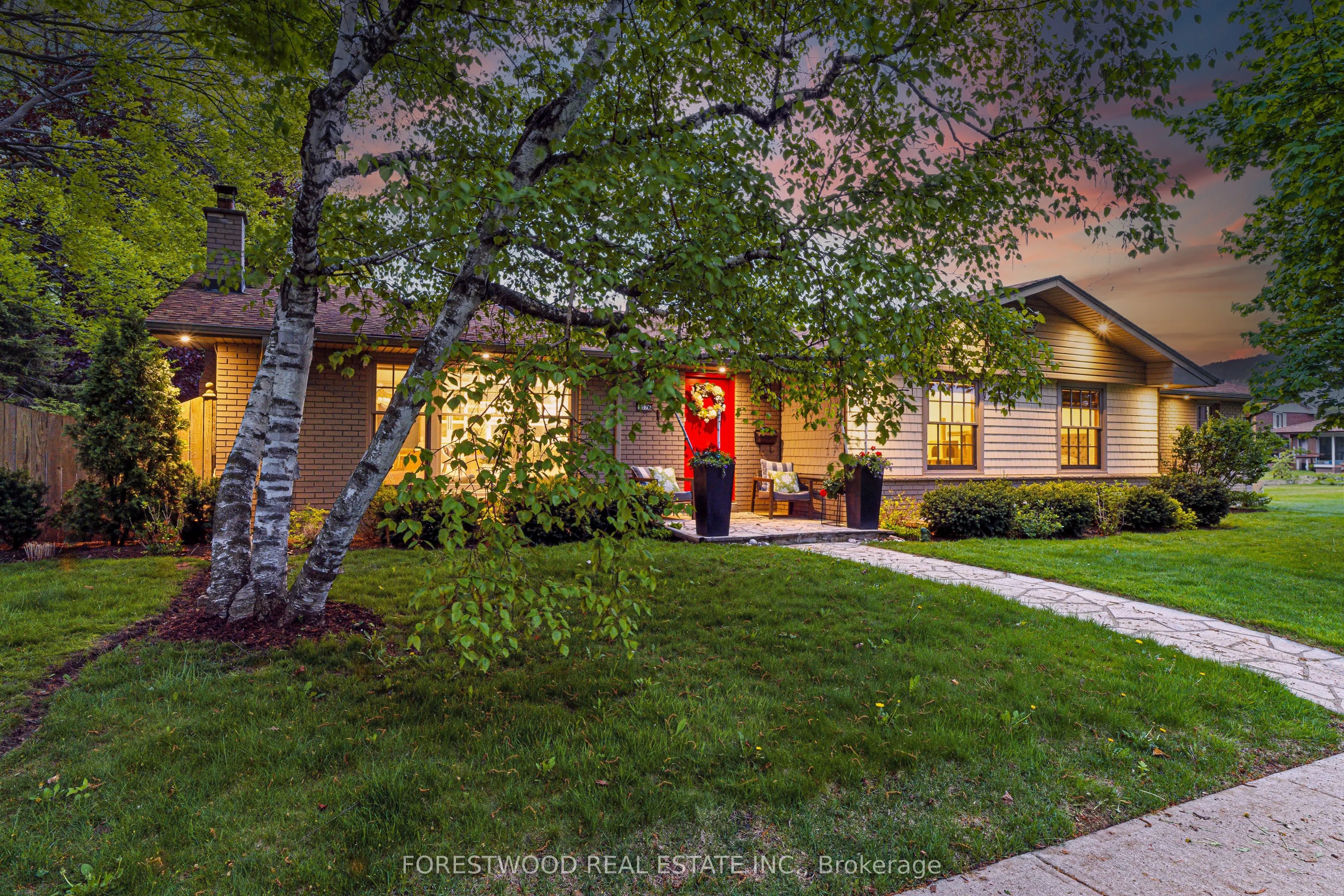 3376 Grassfire Crescent
