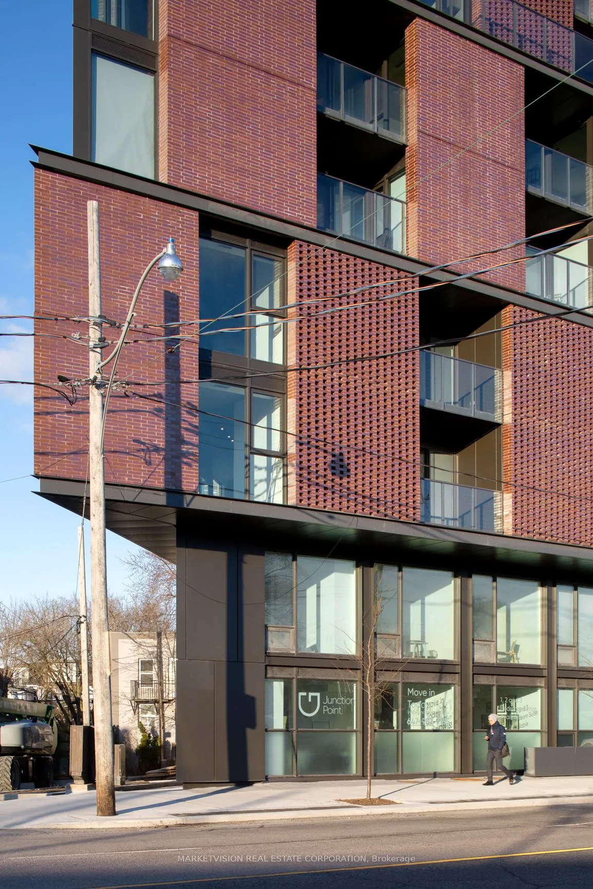 2625 Dundas Street W #808
