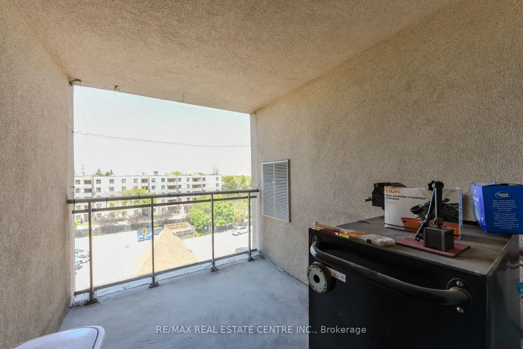 7405 Goreway Drive, #520