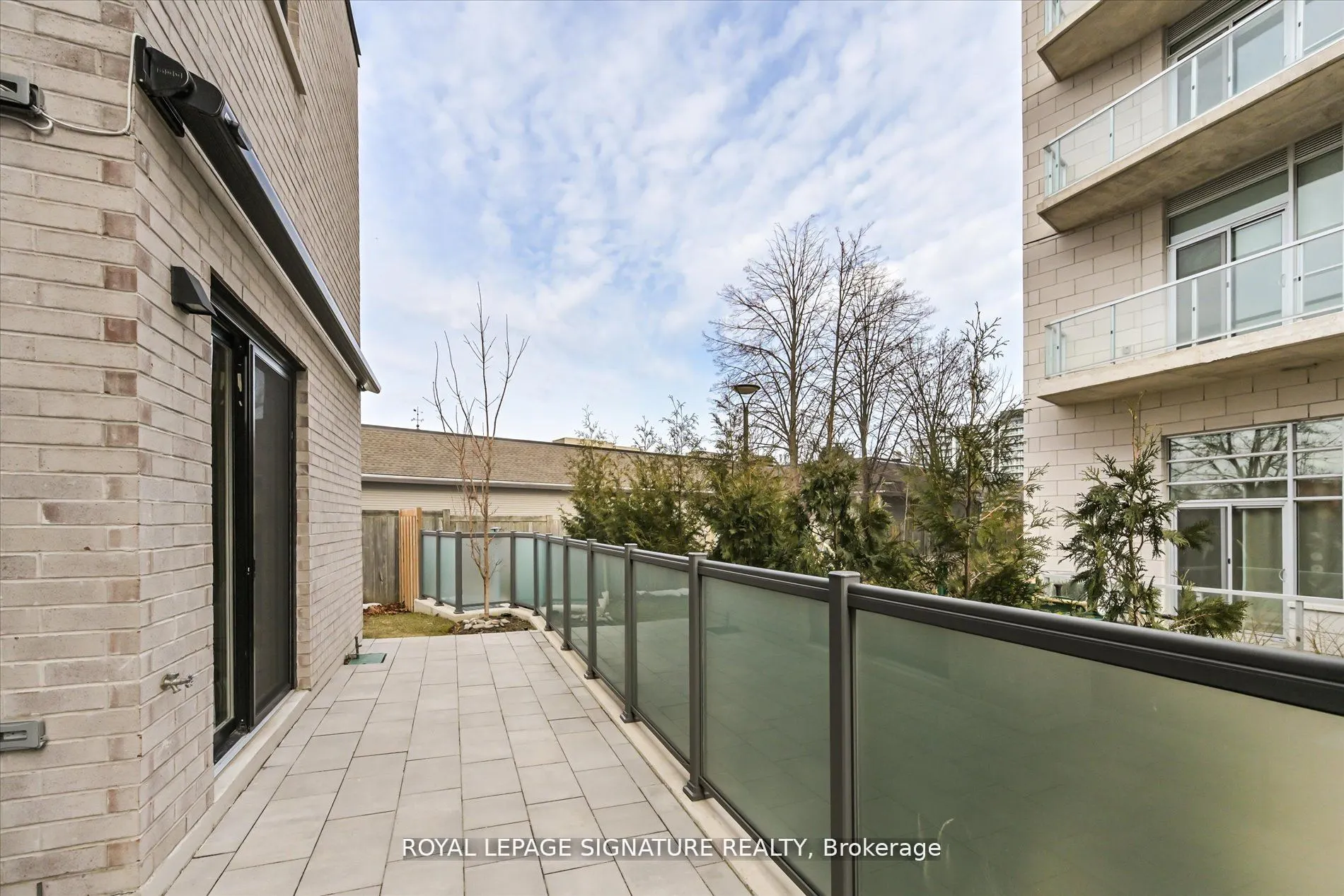 115 High Street W, #1