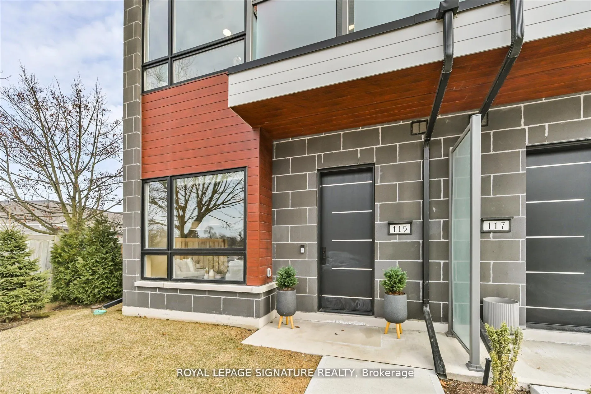 115 High Street W, #1