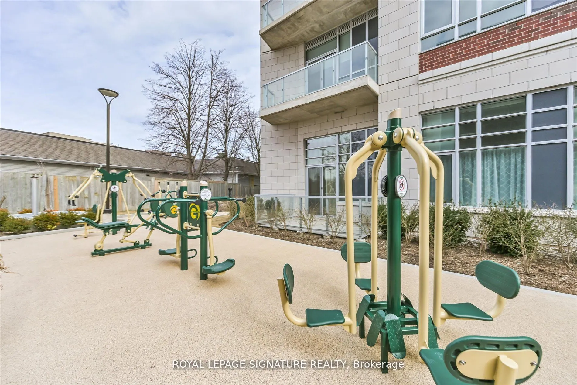 115 High Street W, #1