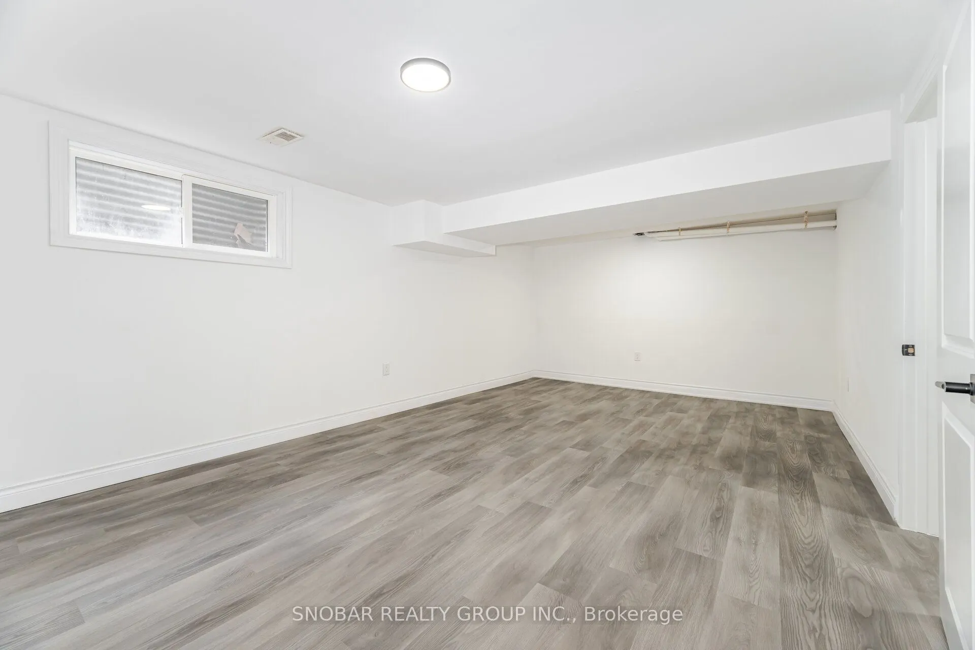 3360 The Credit Woodlands #10