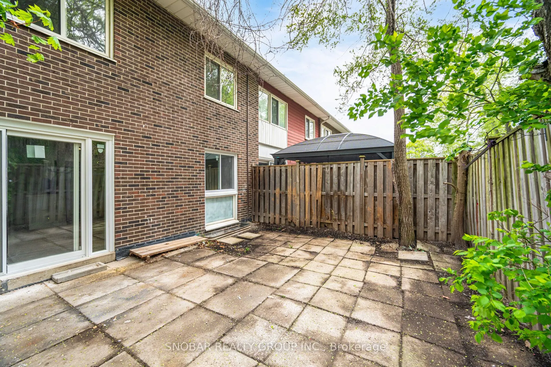 3360 The Credit Woodlands #10