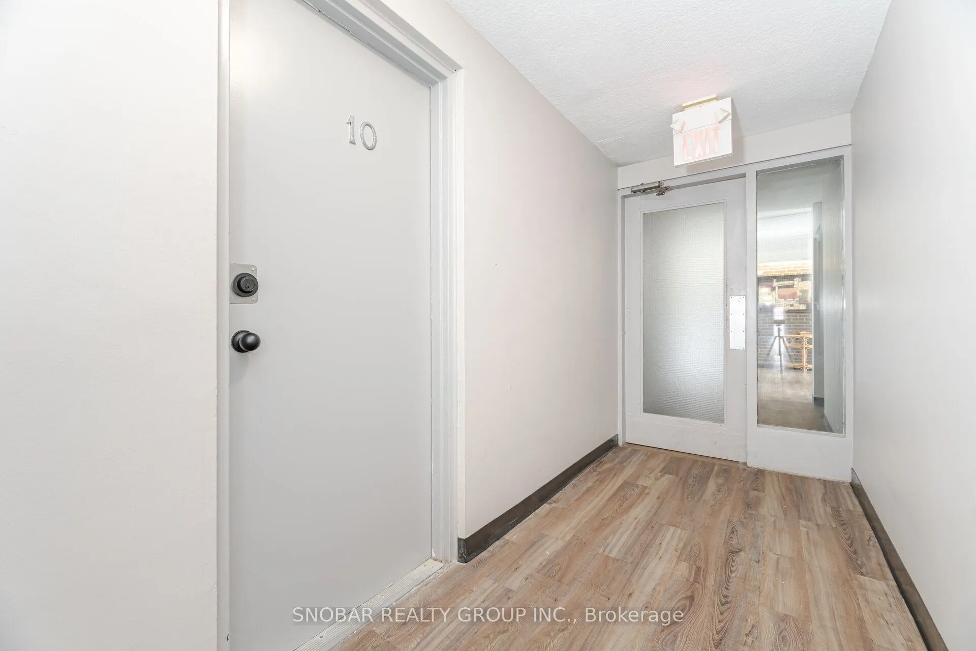 3360 The Credit Woodlands #10