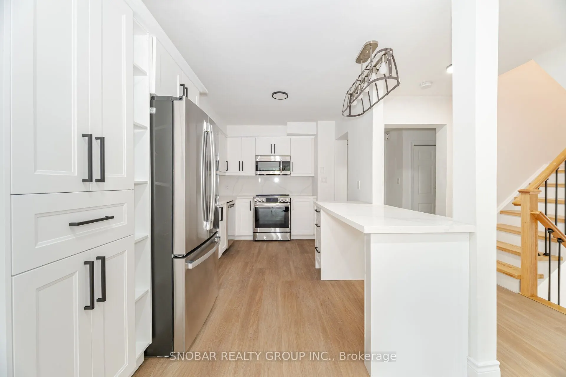 3360 The Credit Woodlands #10