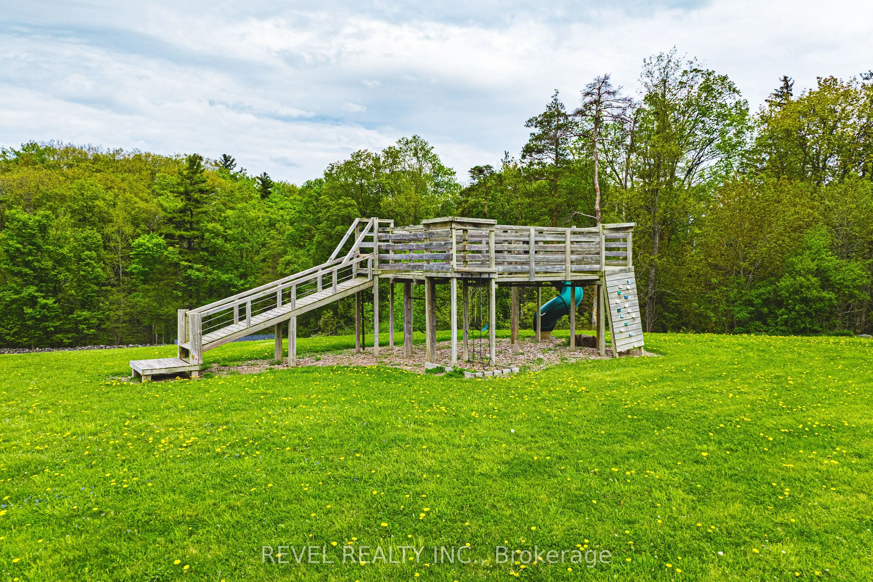 8546 Appleby Line