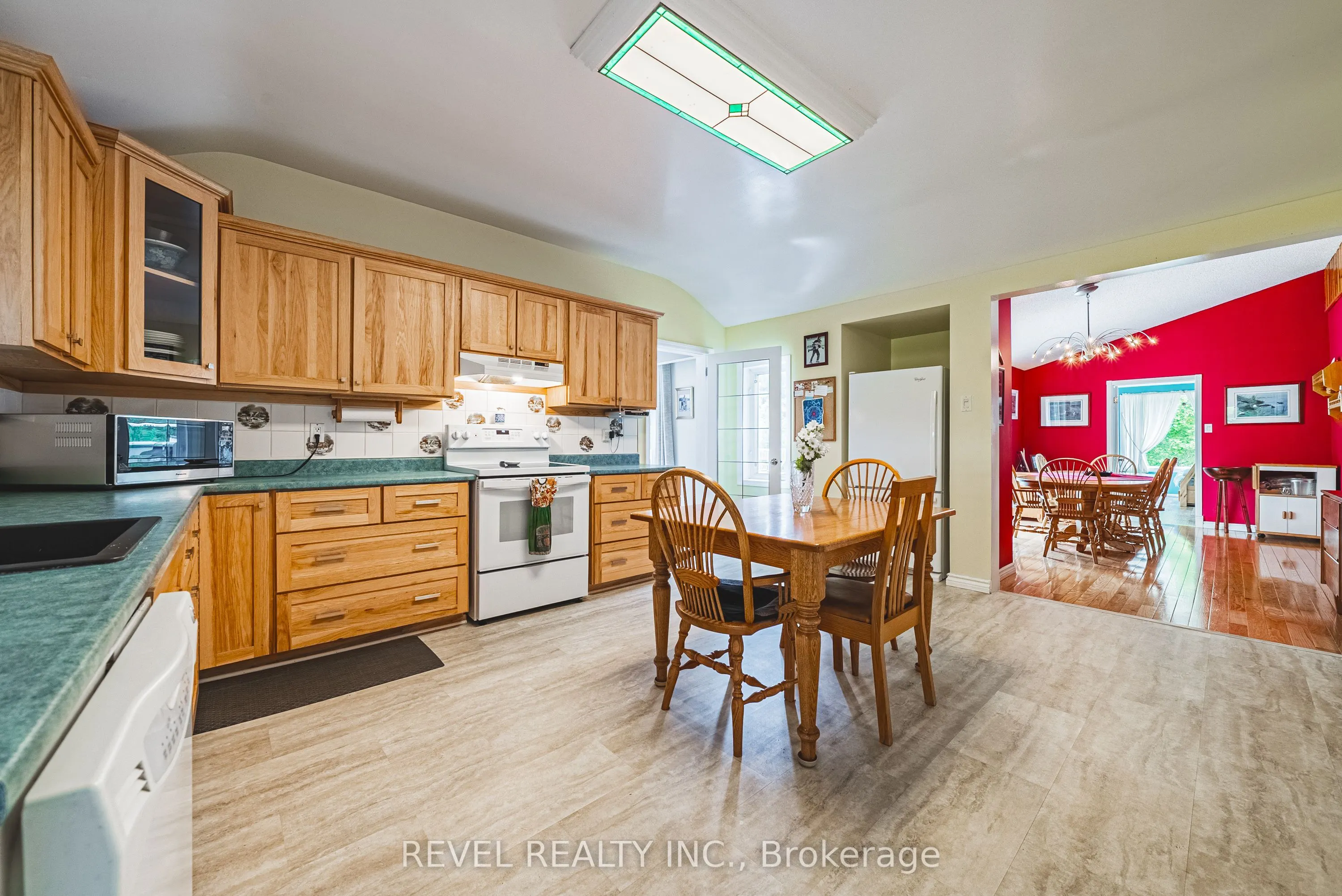 8546 Appleby Line