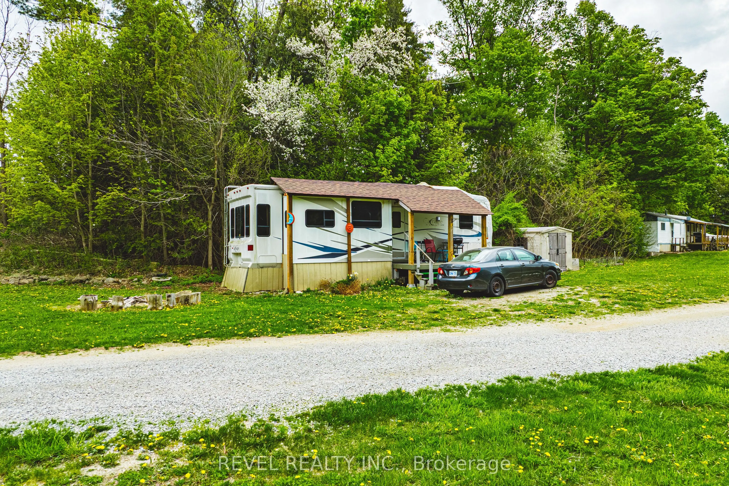 8546 Appleby Line