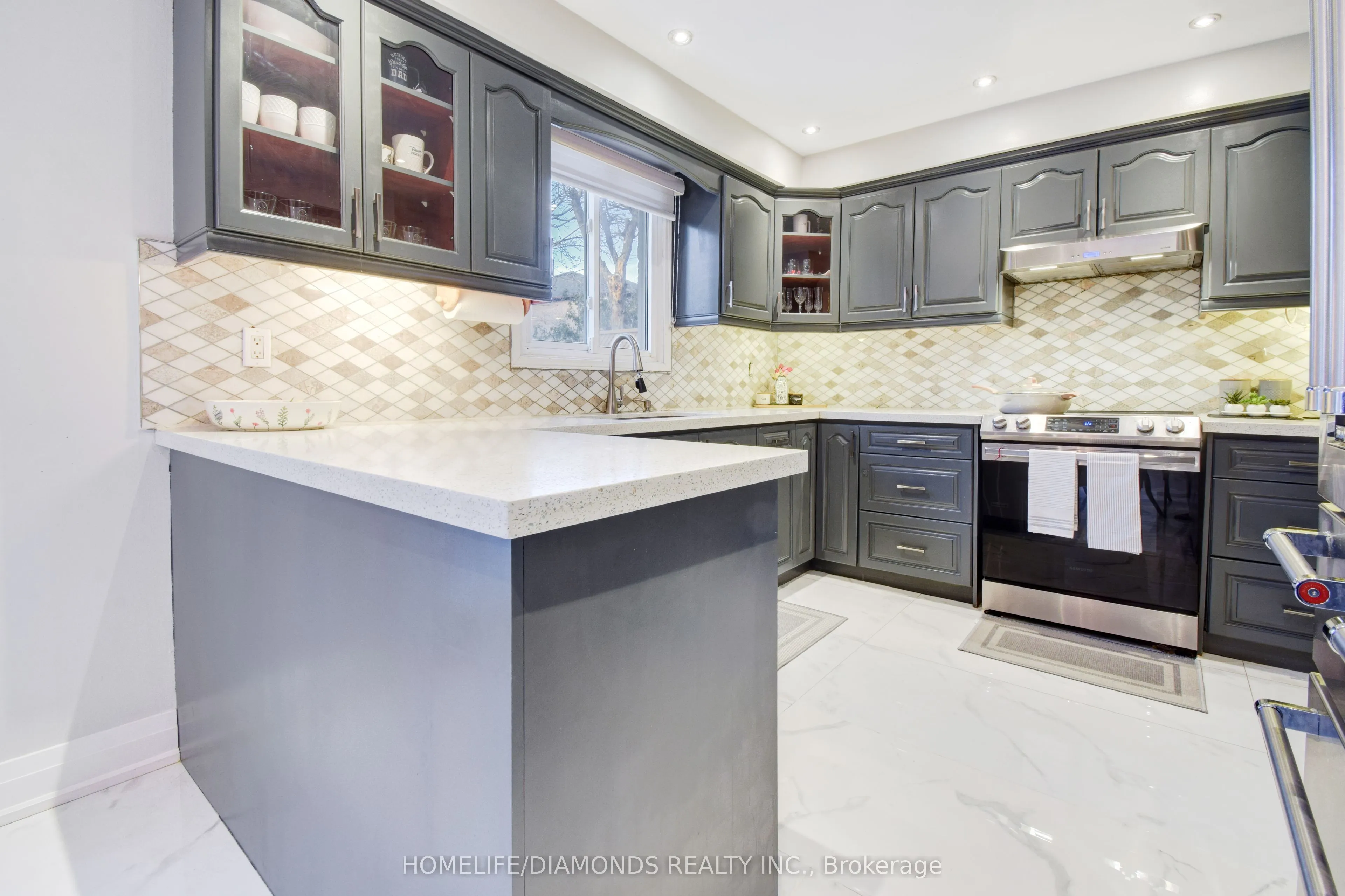 1549 Willow Way
