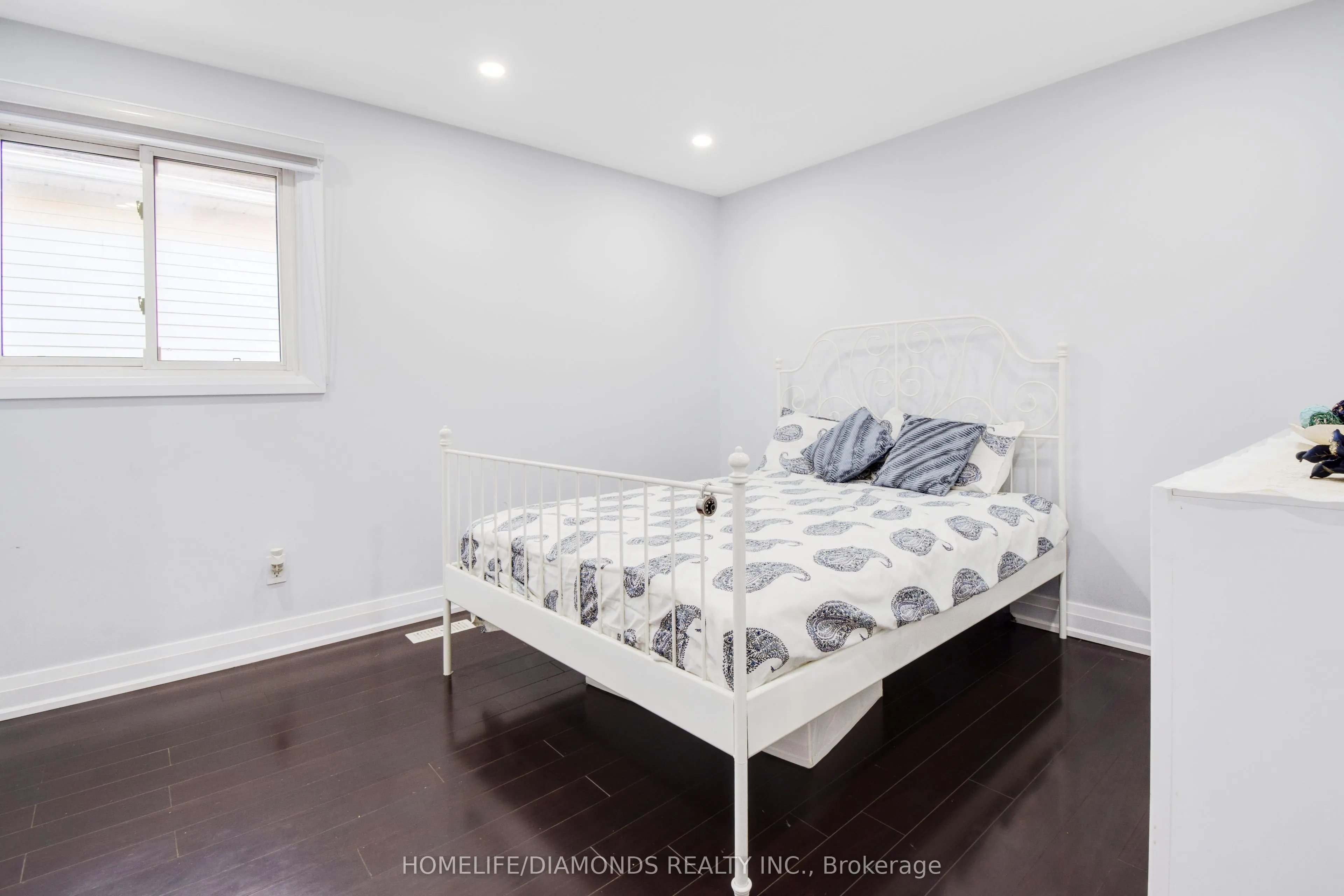 1549 Willow Way