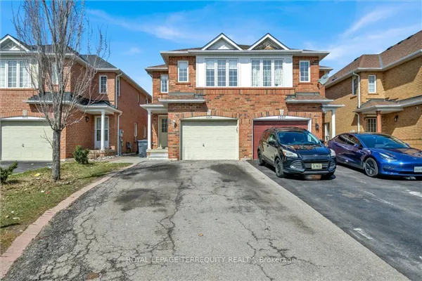 1009 Windbrook Grove