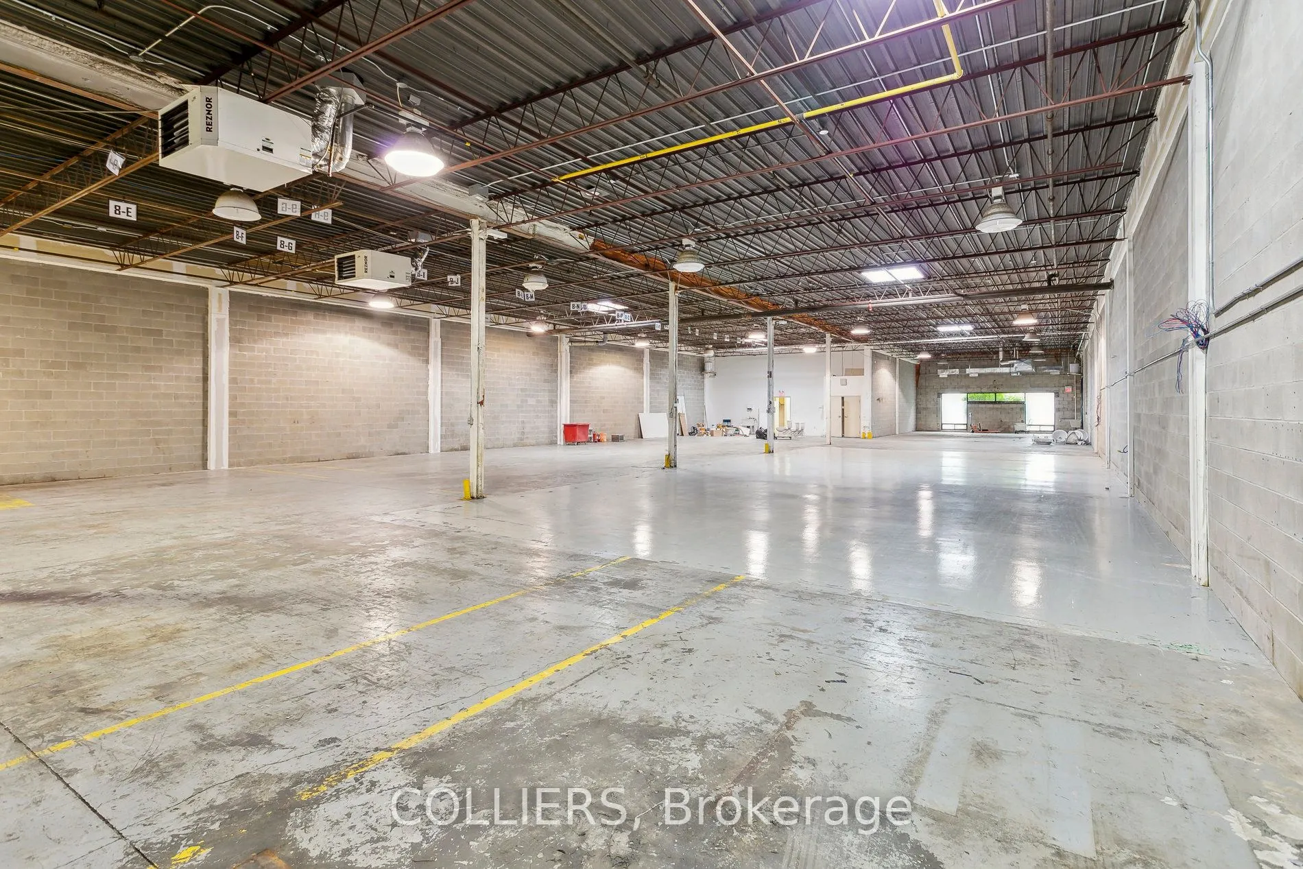 2525 Dunwin Drive, #8-9