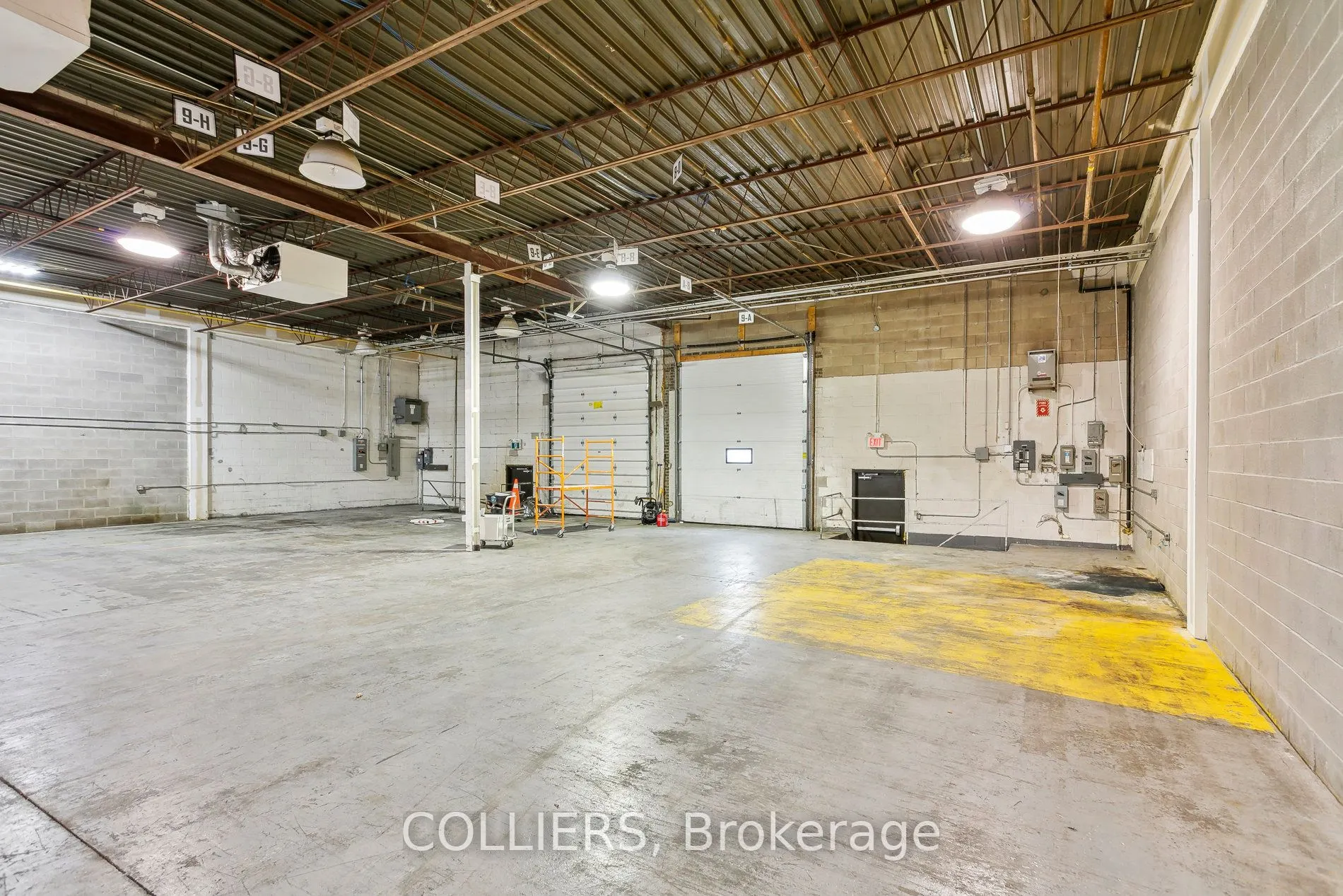 2525 Dunwin Drive, #8-9