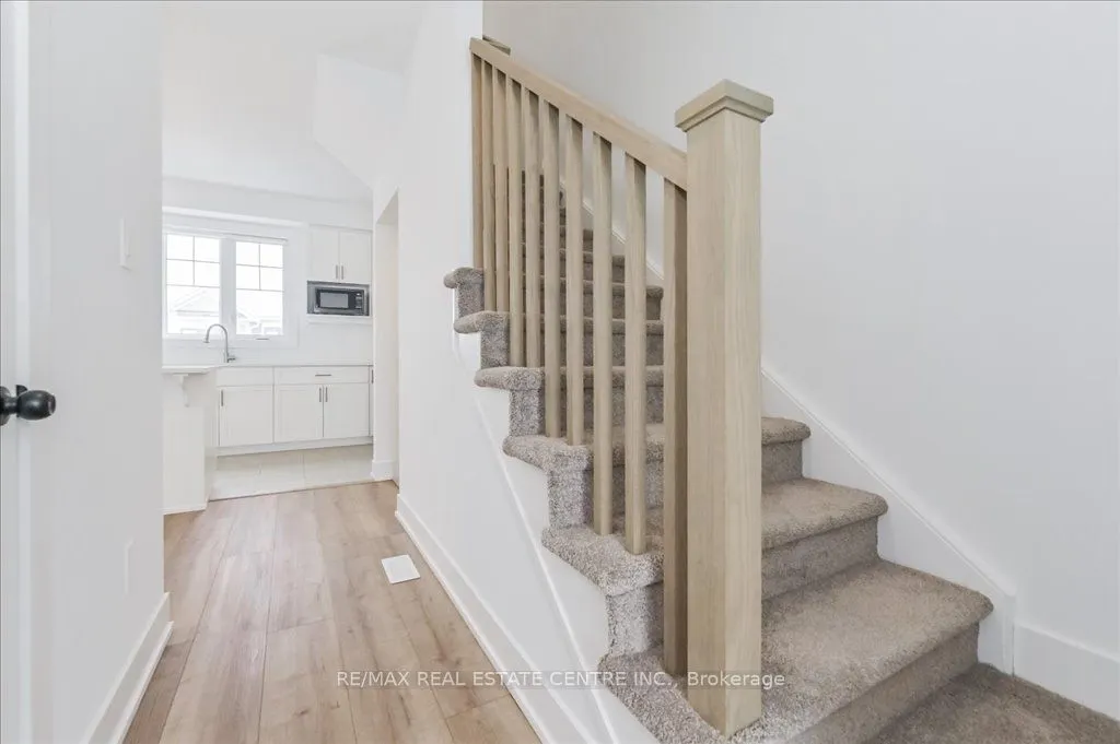690 Broadway Avenue, #3