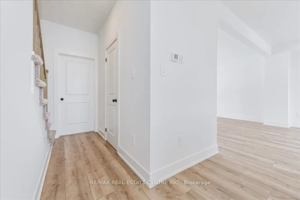 690 Broadway Avenue, #3