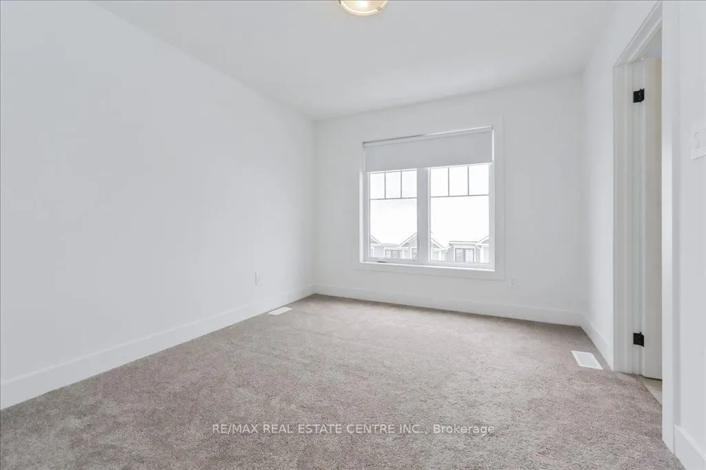 690 Broadway Avenue, #3