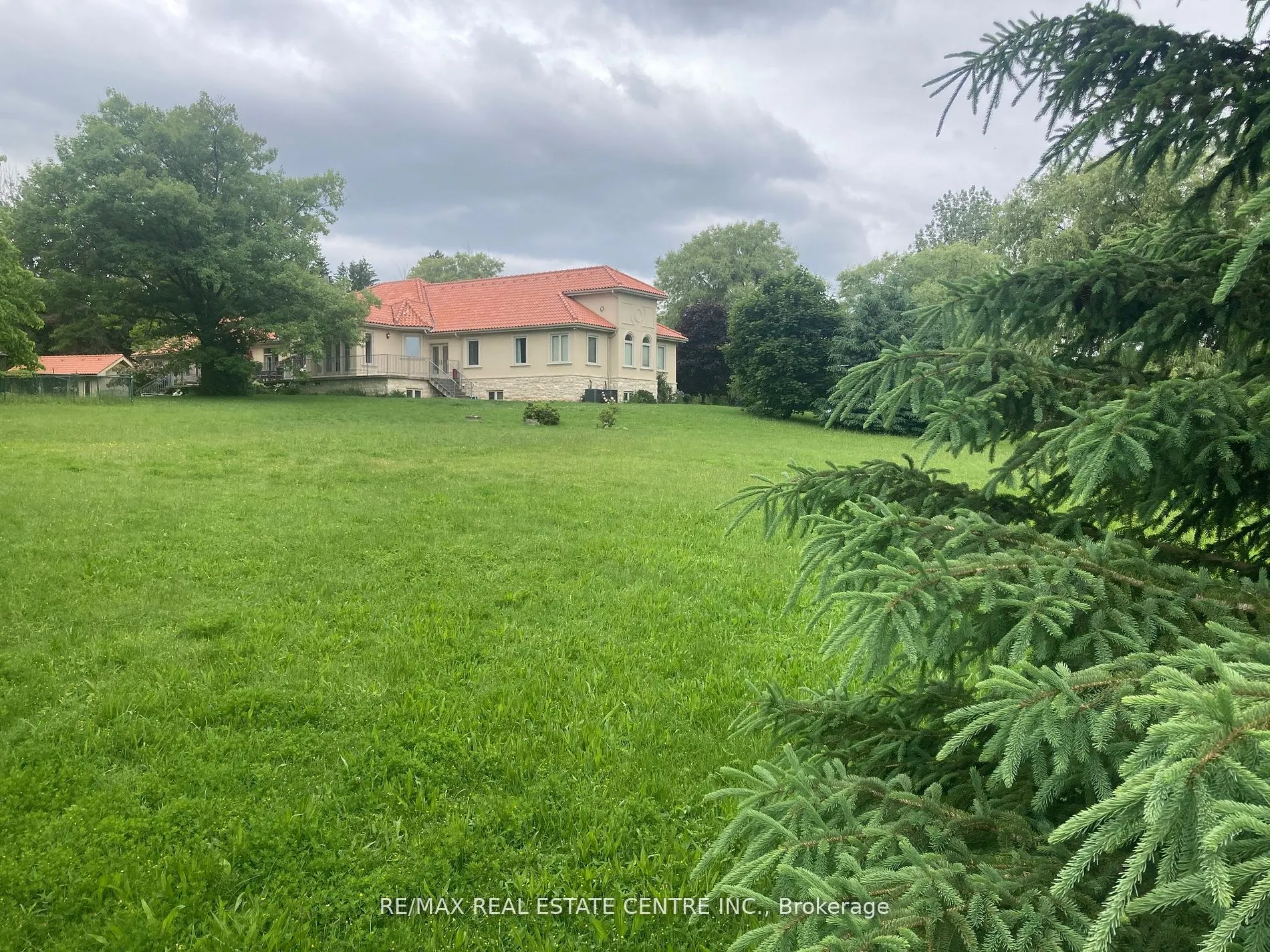 16282 27 Side Road