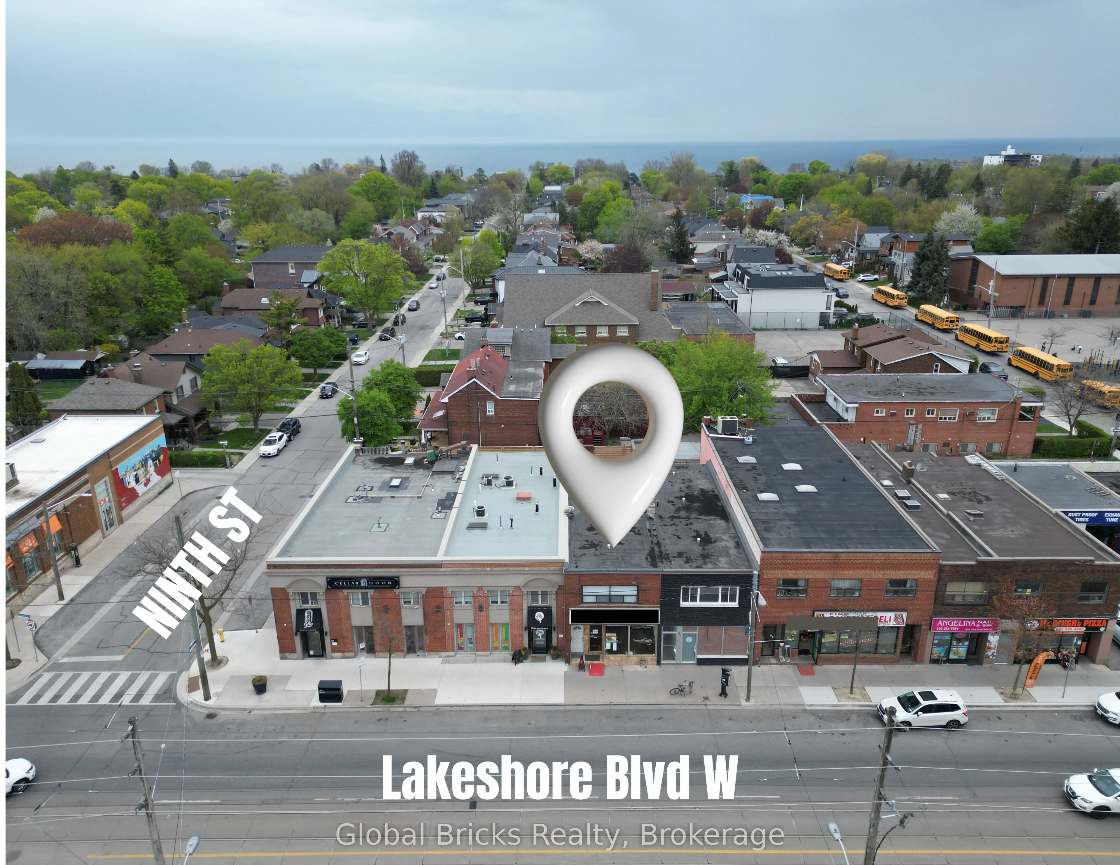 3007 Lakeshore Boulevard W
