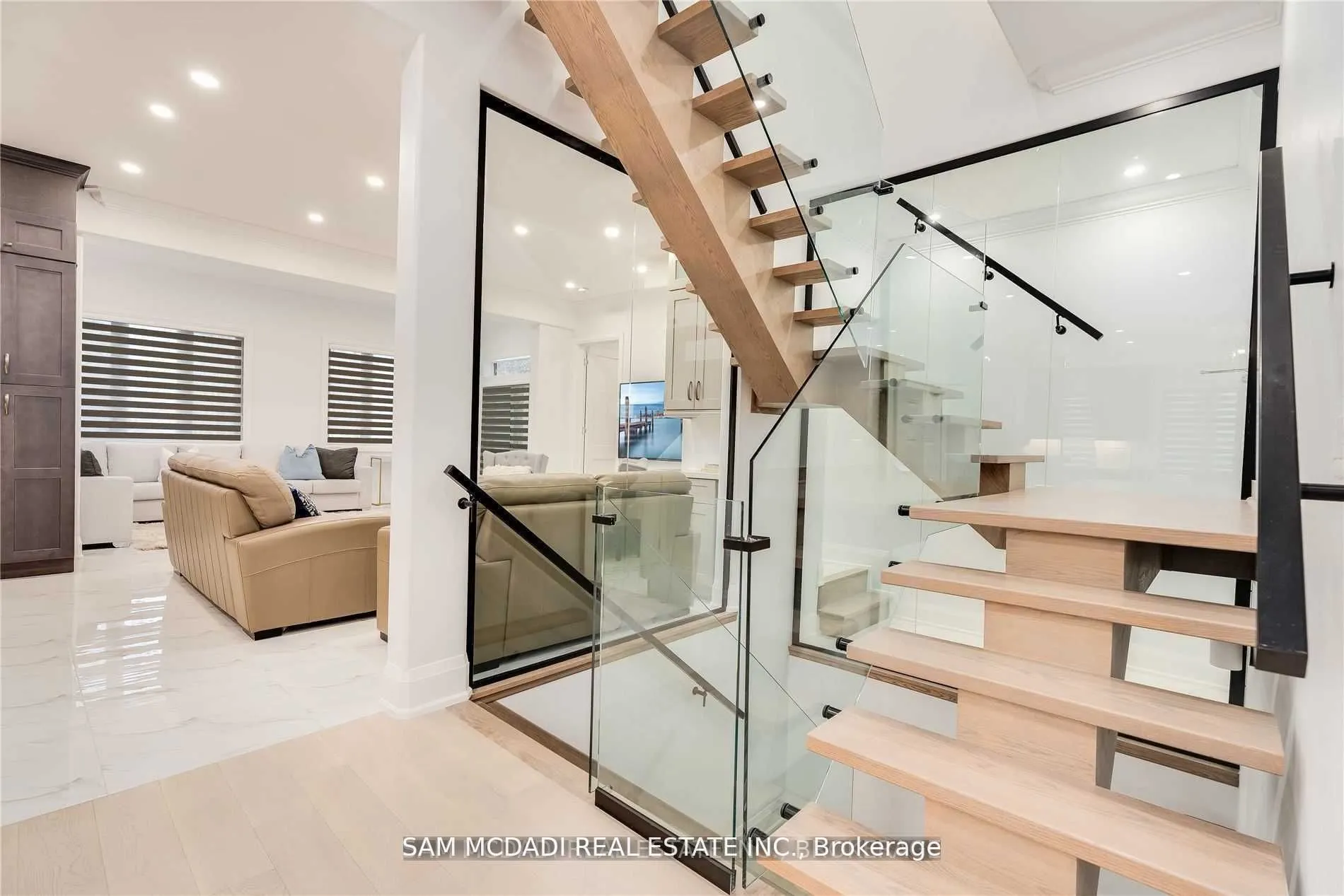 1138 Garden Road
