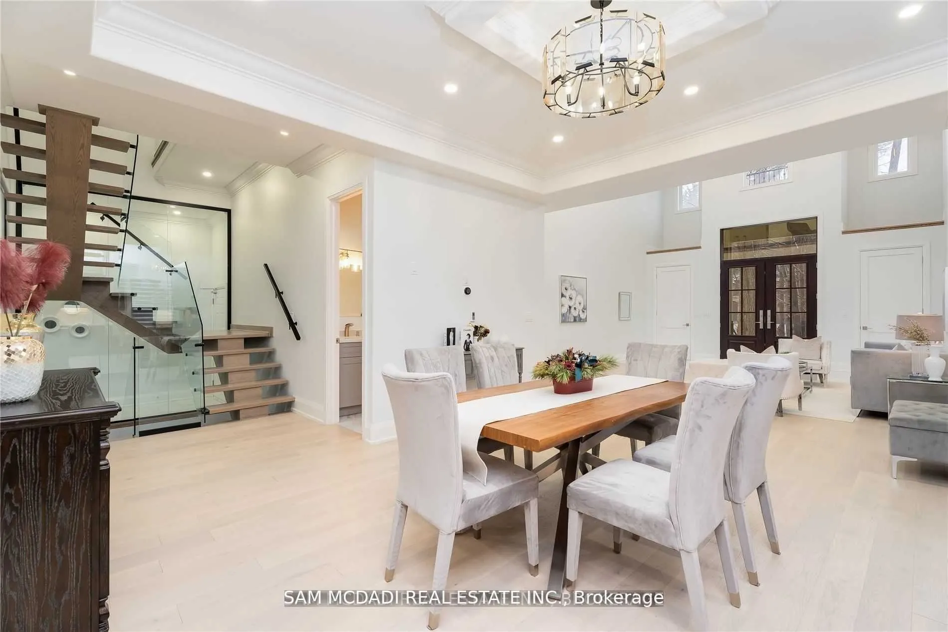 1138 Garden Road