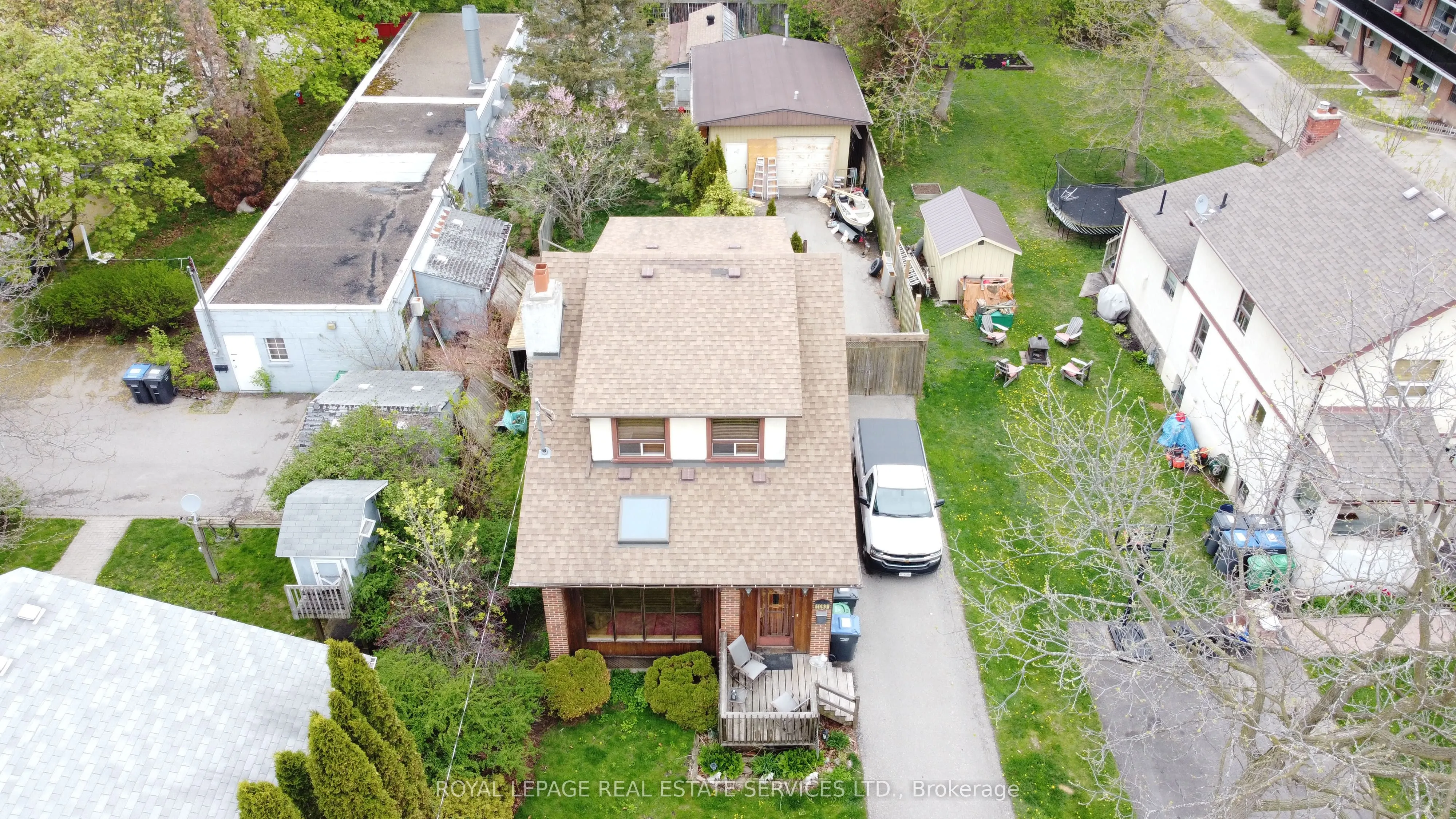 1083 Seneca Avenue