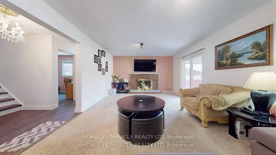 7433 Sigsbee Drive