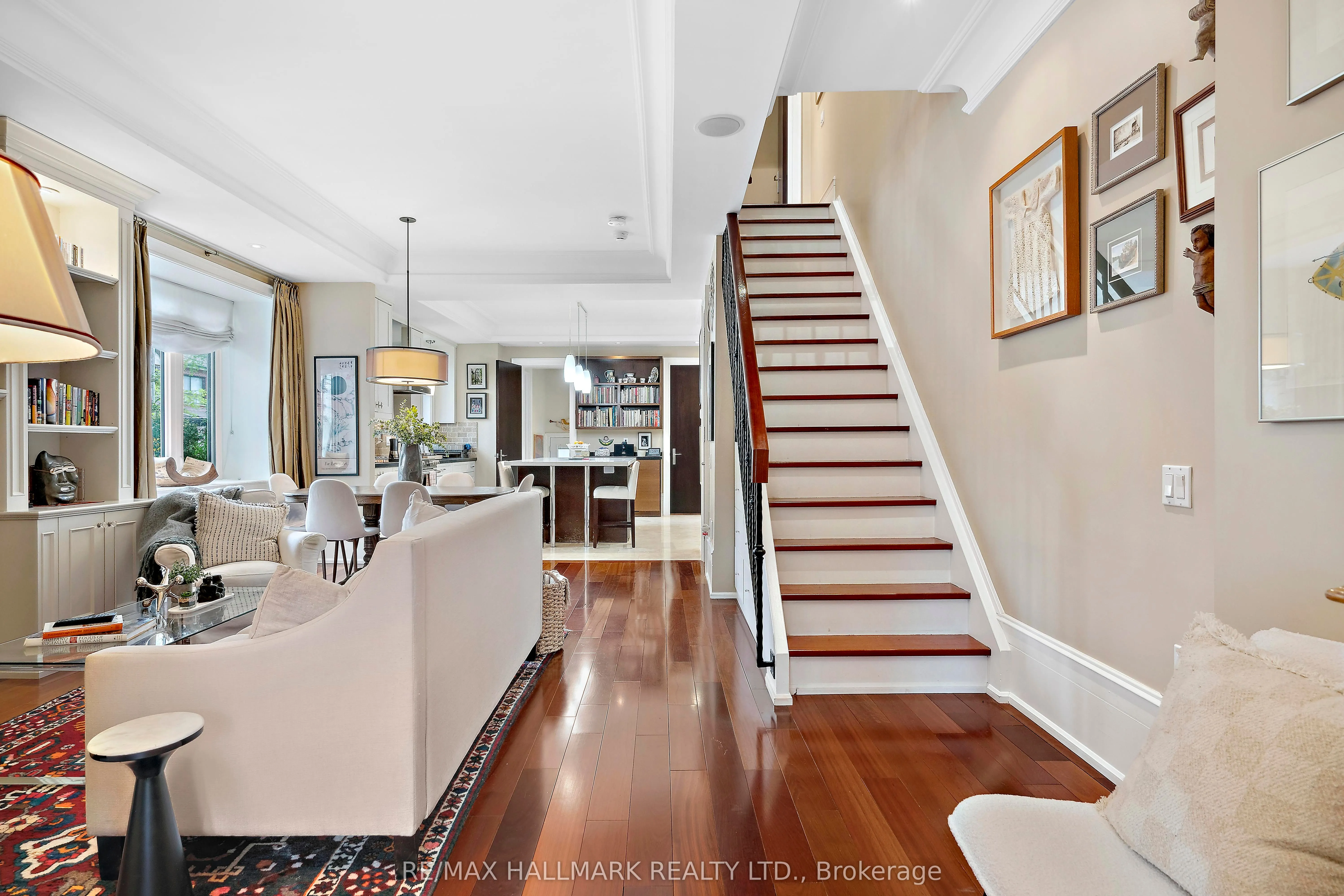 85 Sorauren Avenue