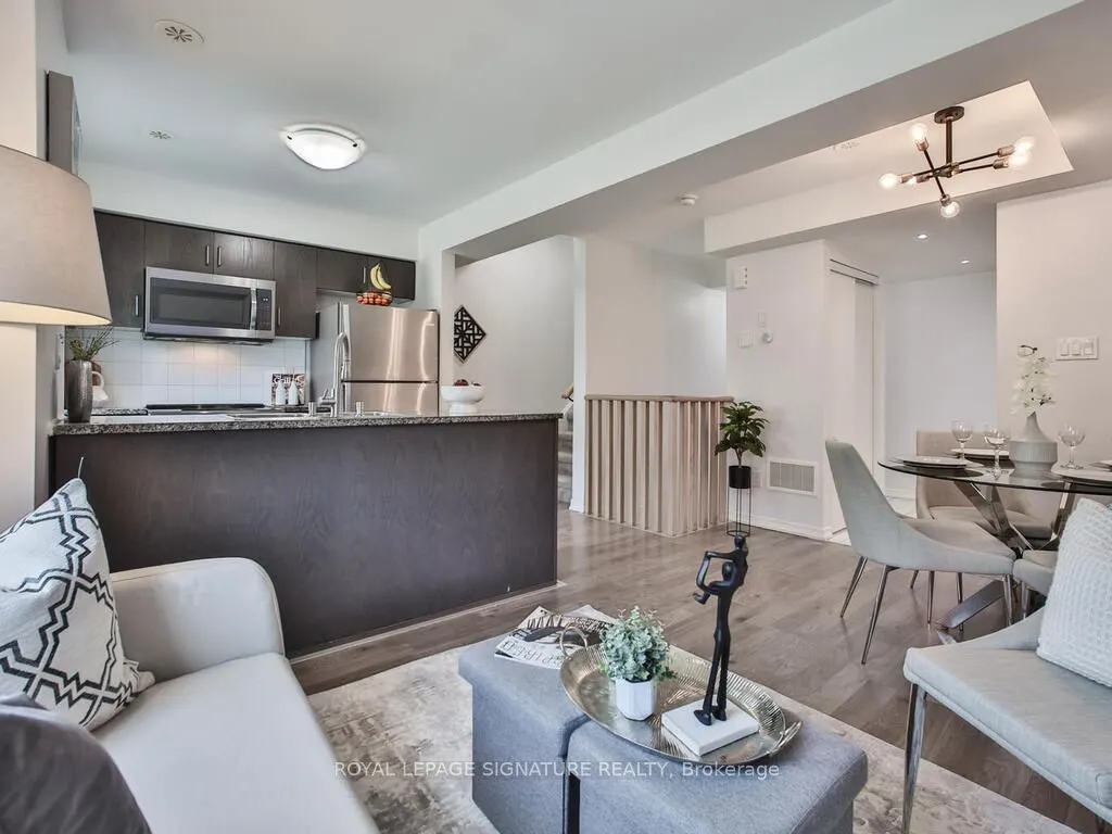 7 Applewood Lane, #232